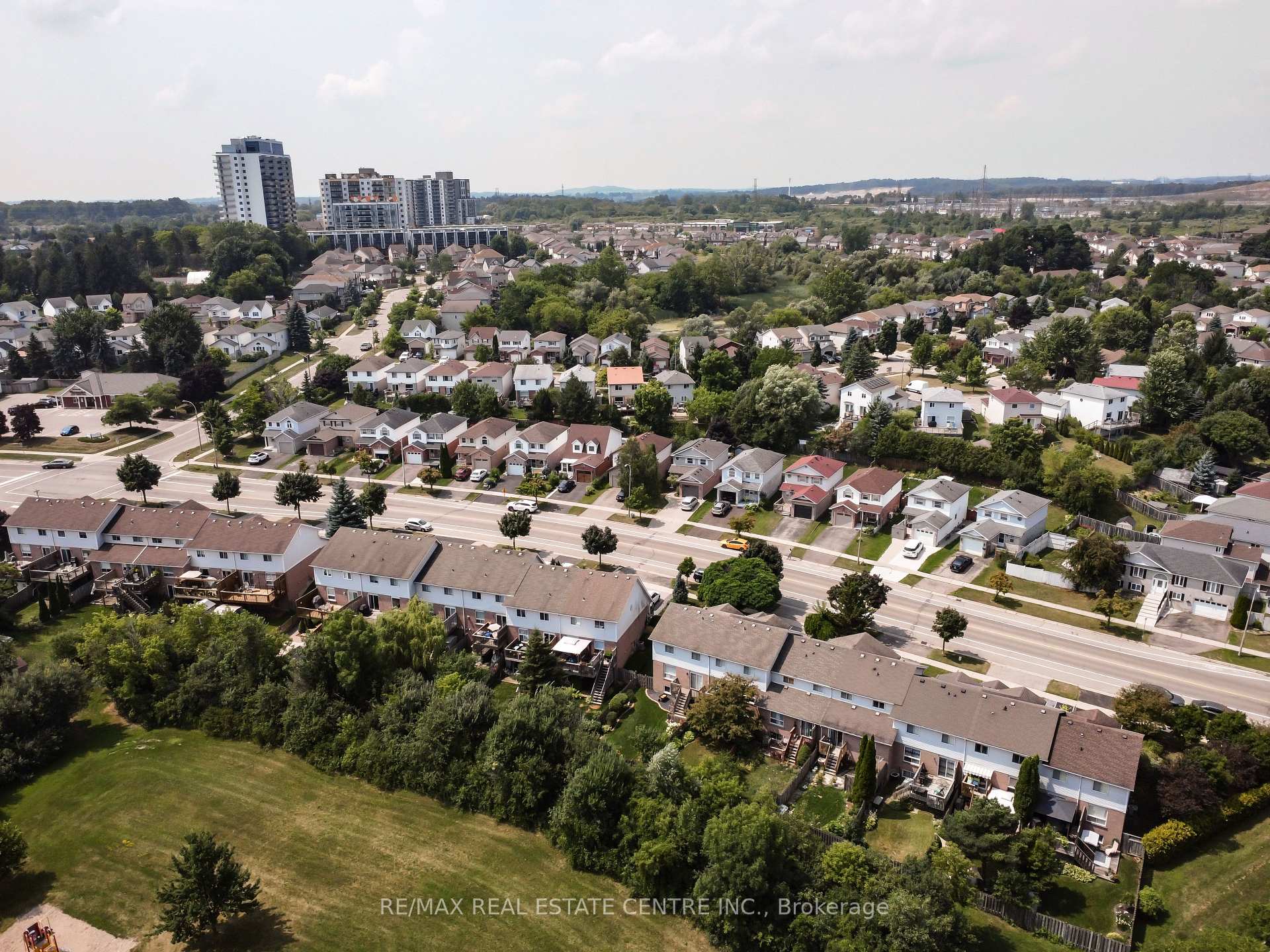 Photo 37 of 487 Westforest Trail, Kitchener — HOMEH