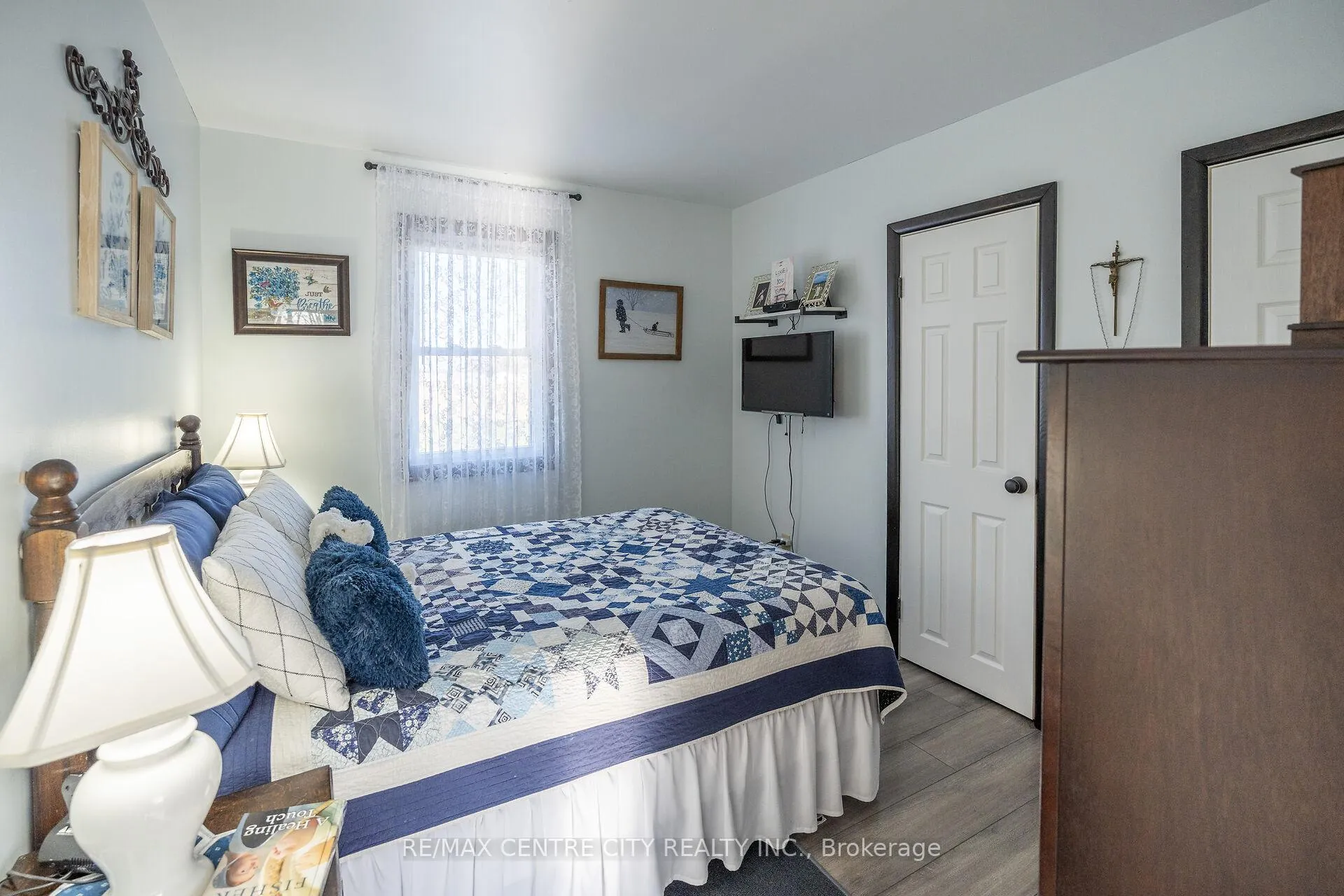 Photo 16 of 29712 Esterville Road, Chatham-Kent, Dresden — HOMEH