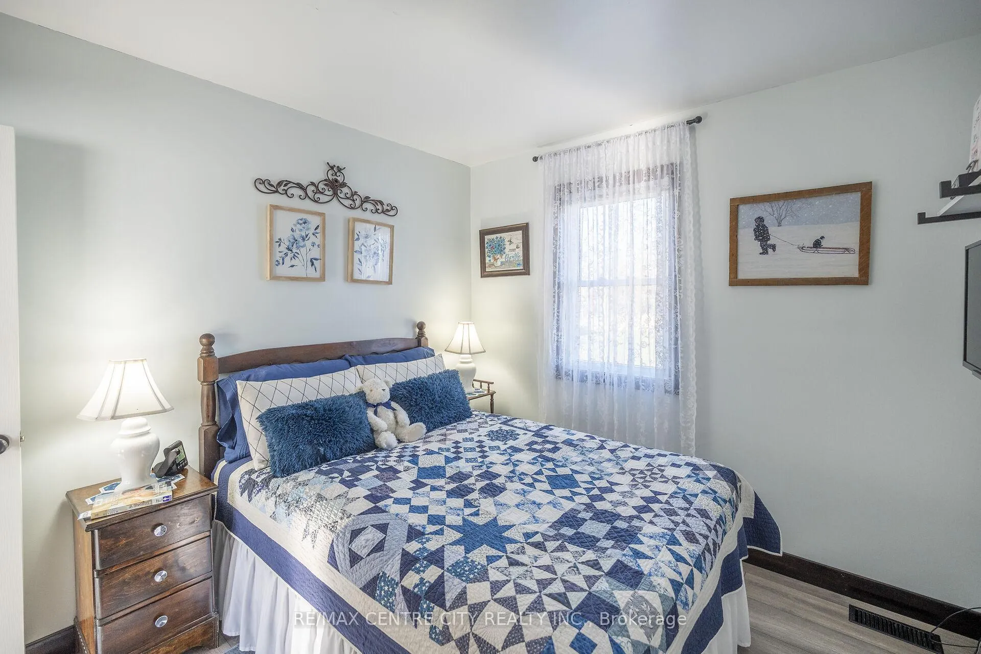 Photo 17 of 29712 Esterville Road, Chatham-Kent, Dresden — HOMEH