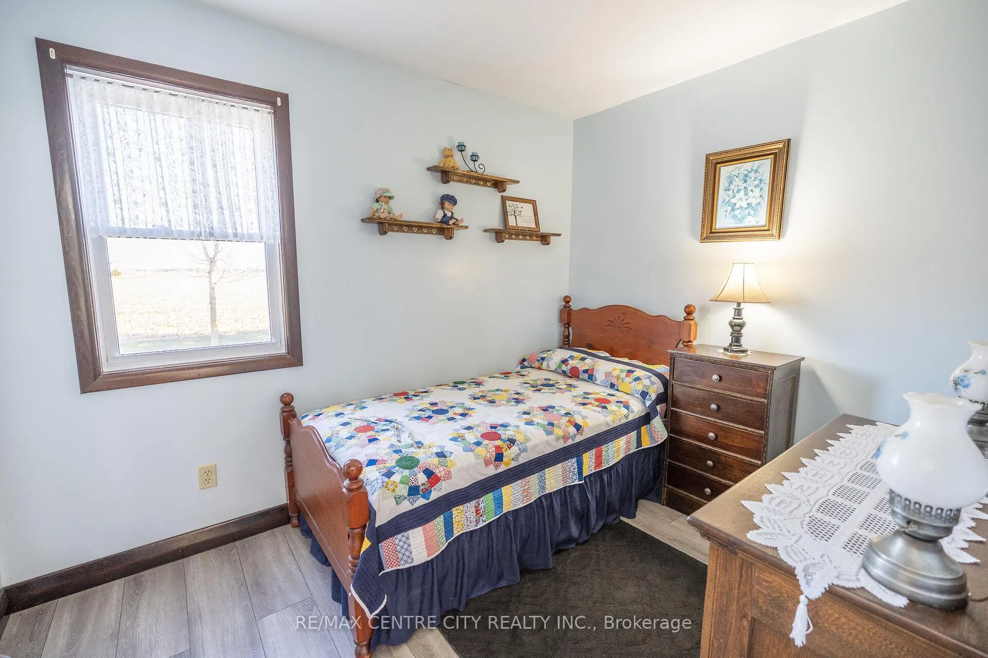 Photo 18 of 29712 Esterville Road, Chatham-Kent, Dresden — HOMEH