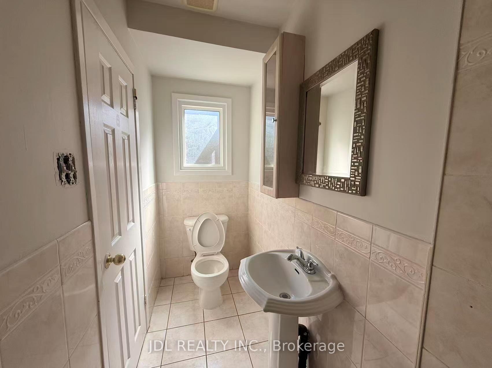 Photo 9 of 71 Proctor Avenue, Markham, Grandview — HOMEH