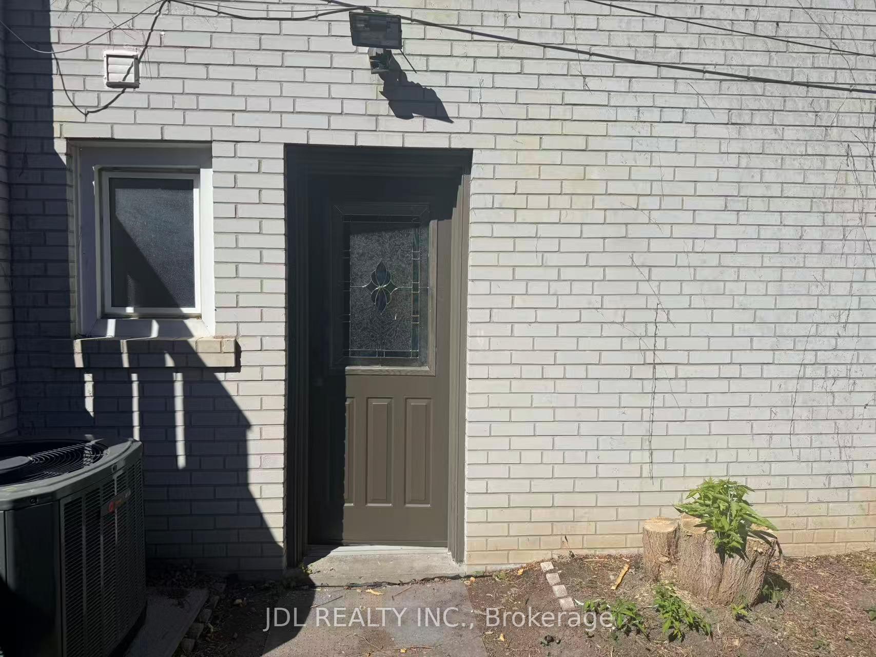 Photo 17 of 71 Proctor Avenue, Markham, Grandview — HOMEH
