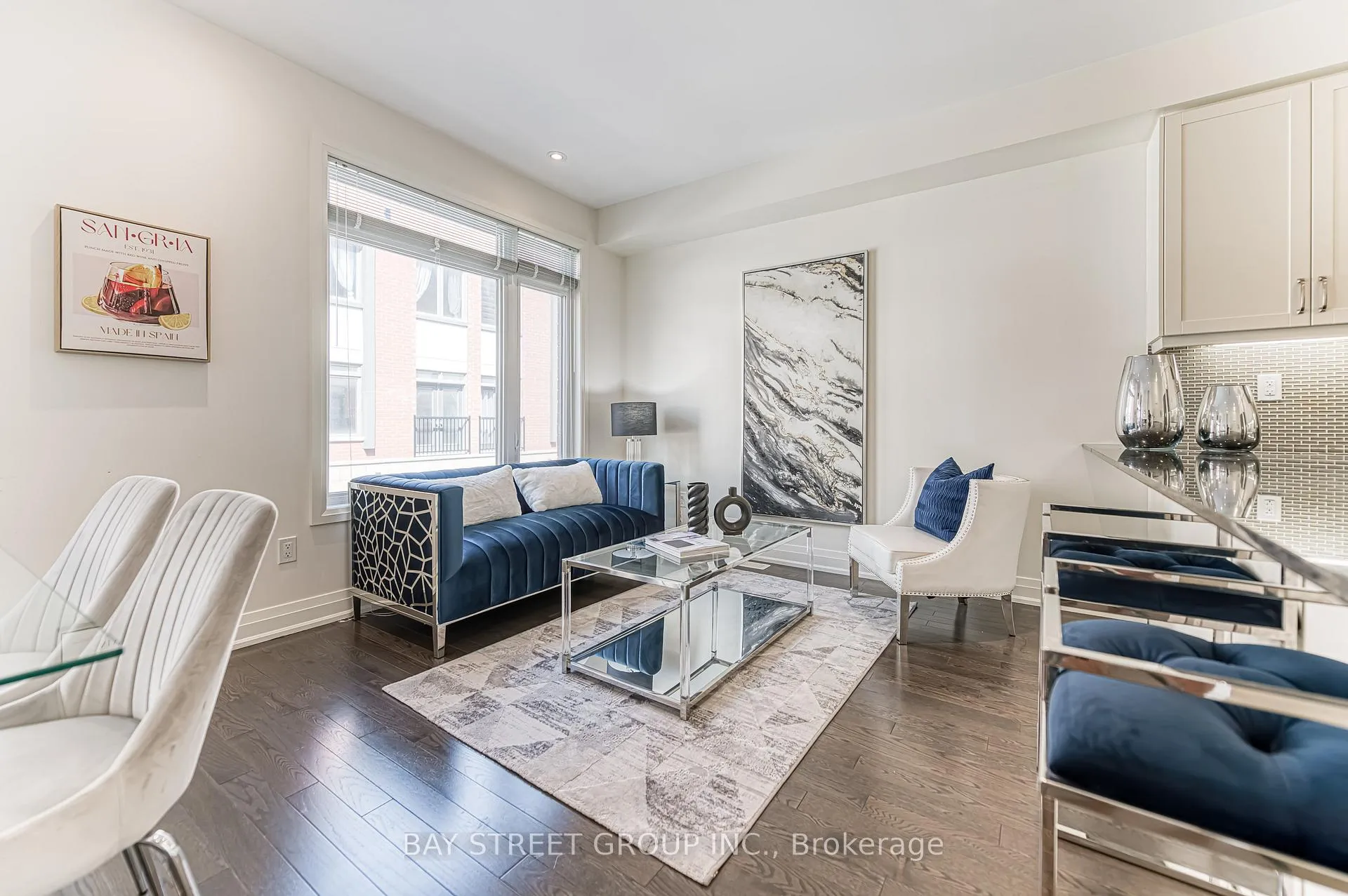 Photo 13 of 28 William Saville Street, Markham, Unionville — HOMEH
