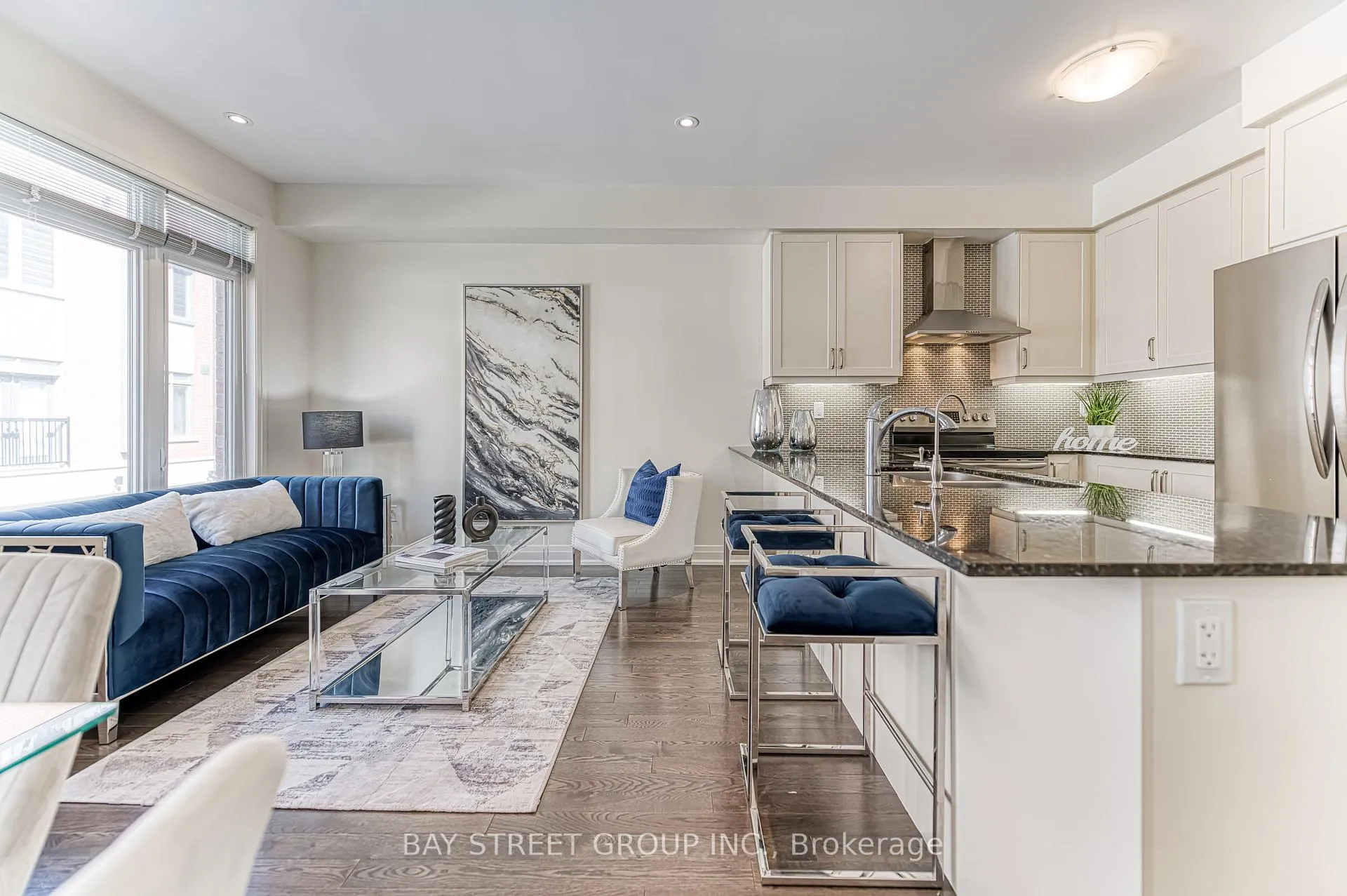 Photo 20 of 28 William Saville Street, Markham, Unionville — HOMEH