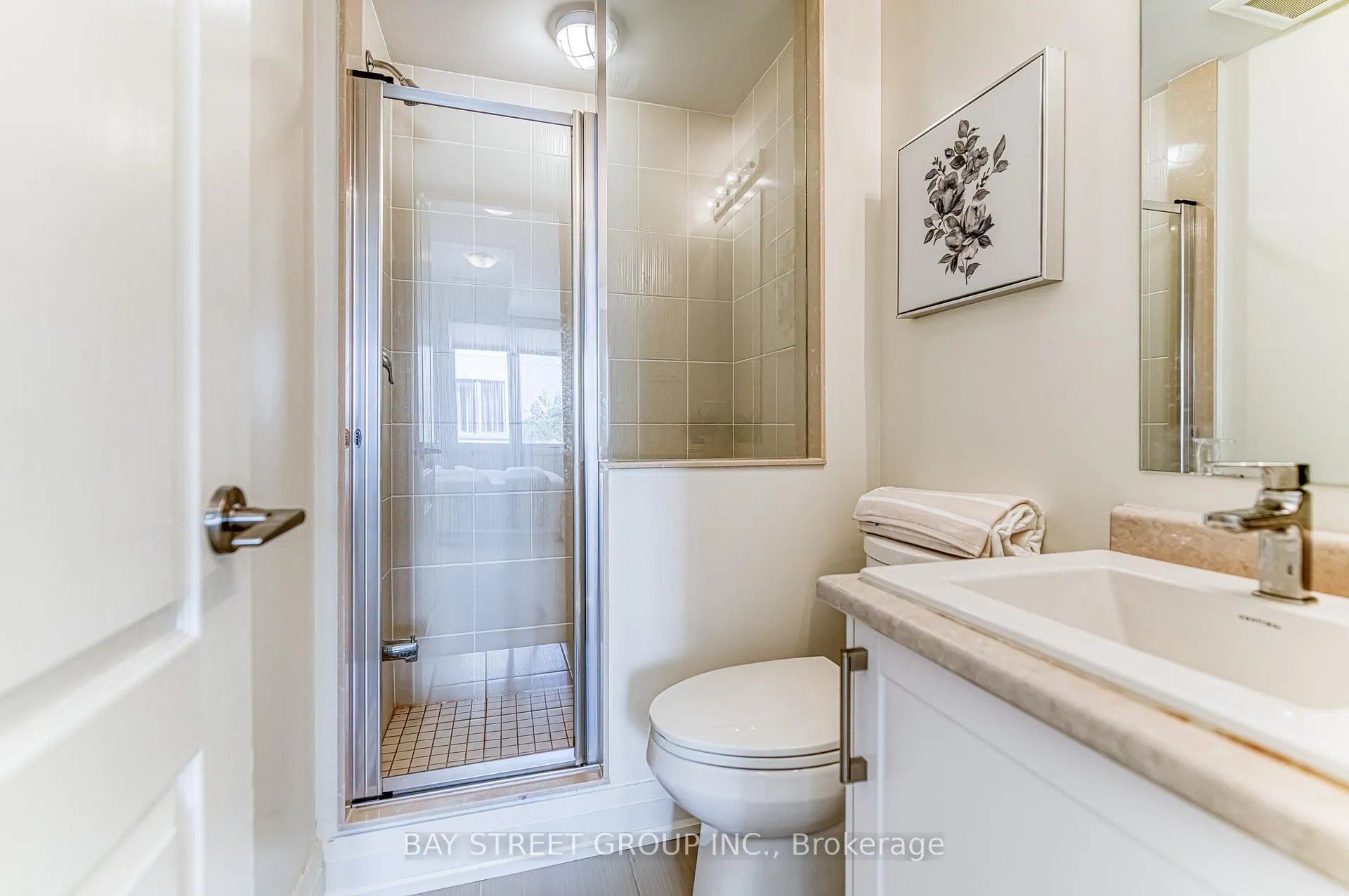 Photo 29 of 28 William Saville Street, Markham, Unionville — HOMEH