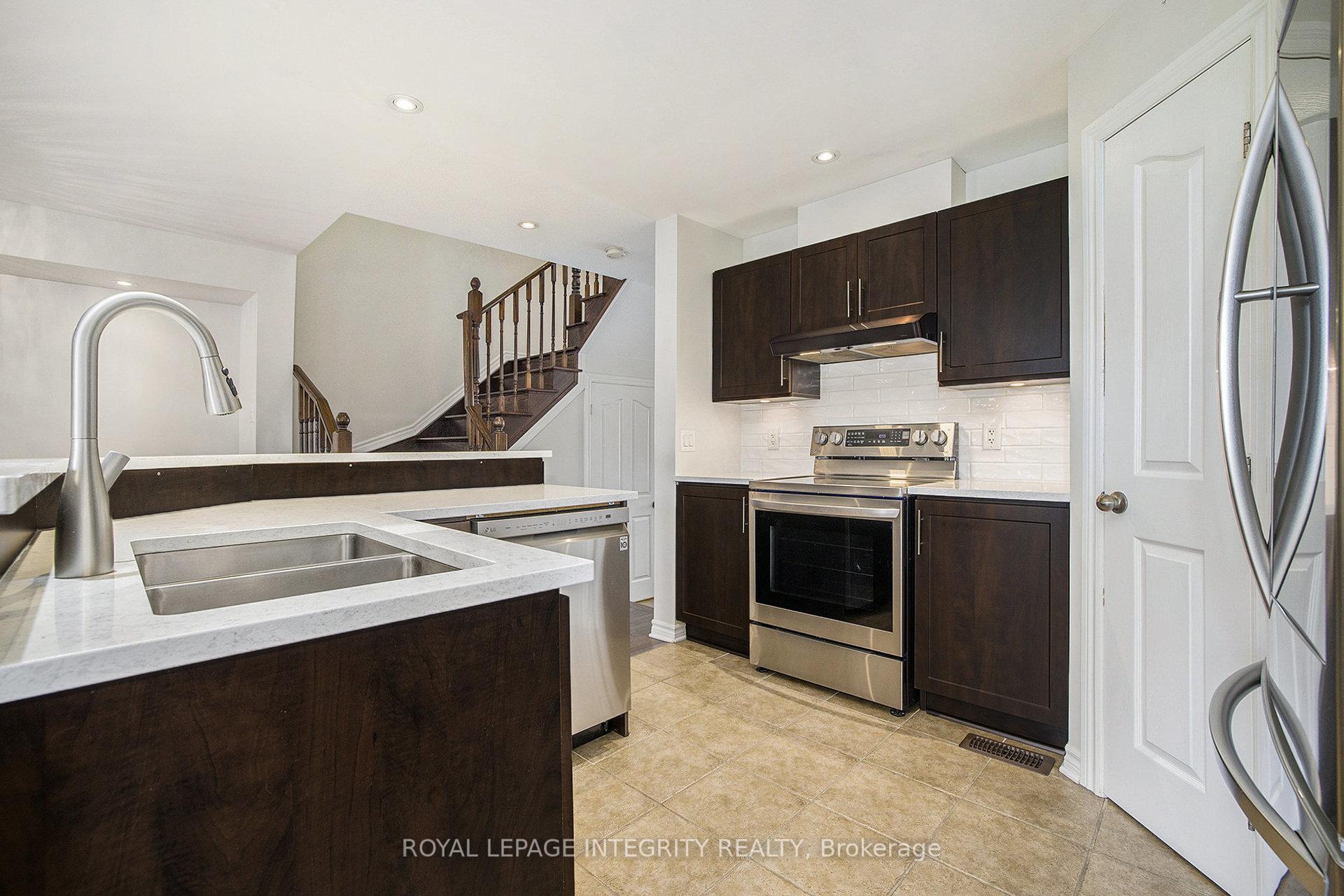 Photo 9 of 538 Remnor Avenue, Ottawa, Kanata - Kanata Lakes/Heritage Hills — HOMEH