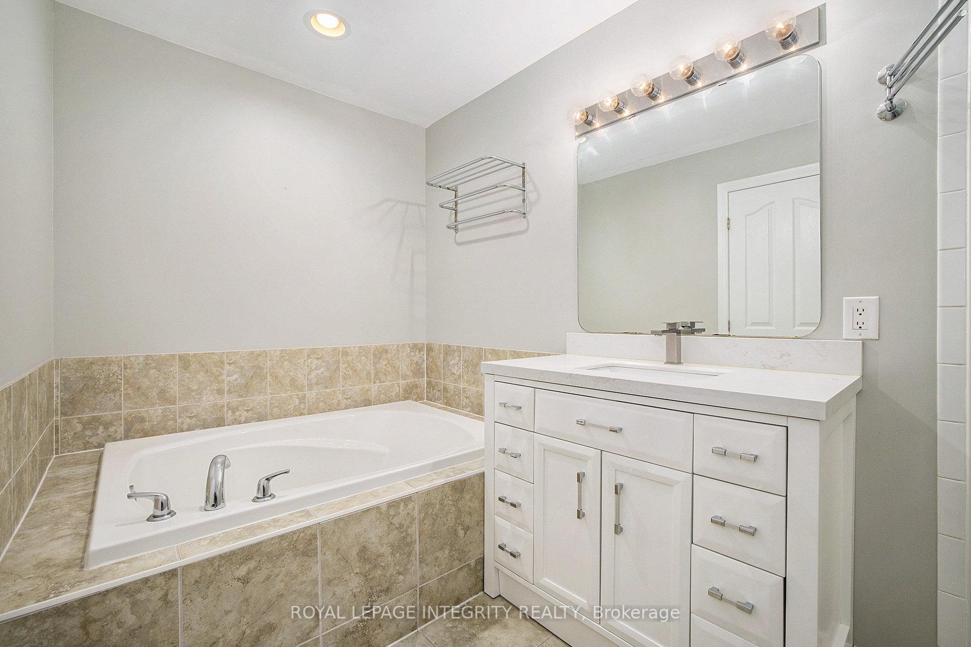 Photo 16 of 538 Remnor Avenue, Ottawa, Kanata - Kanata Lakes/Heritage Hills — HOMEH