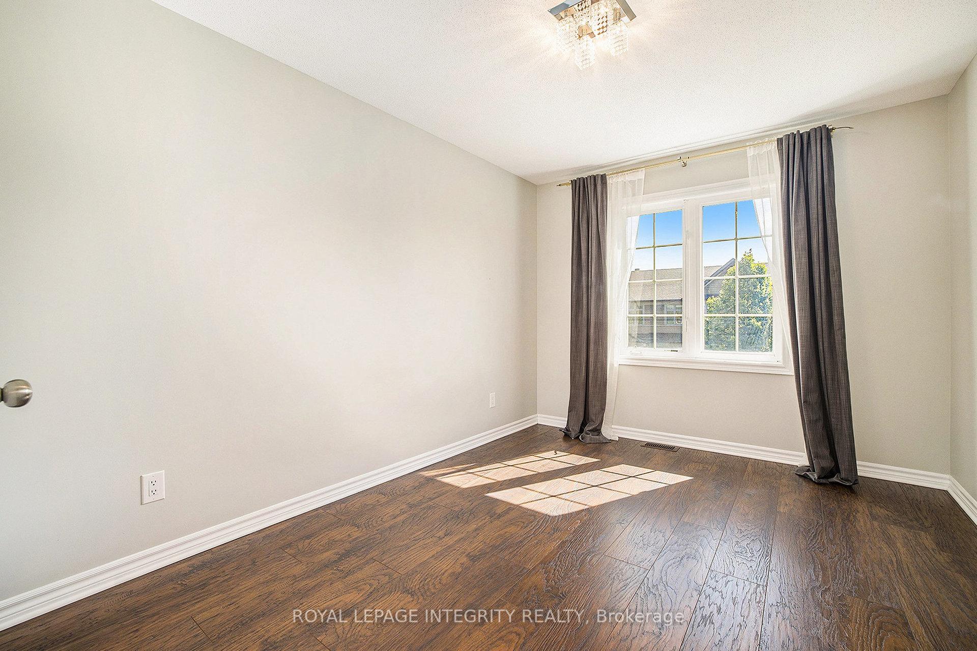 Photo 17 of 538 Remnor Avenue, Ottawa, Kanata - Kanata Lakes/Heritage Hills — HOMEH