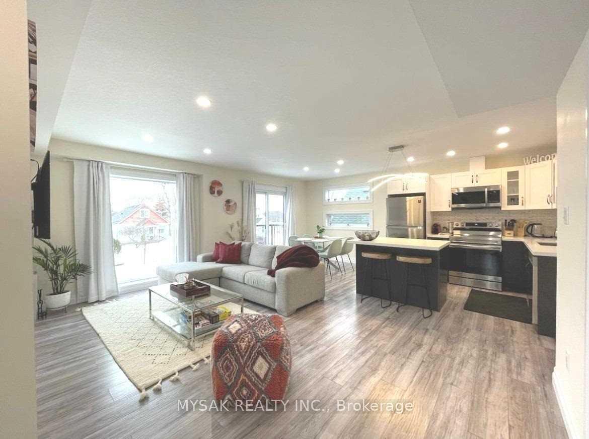 Photo 2 of Unit 3, 293 Blucher Boulevard, Kitchener — HOMEH