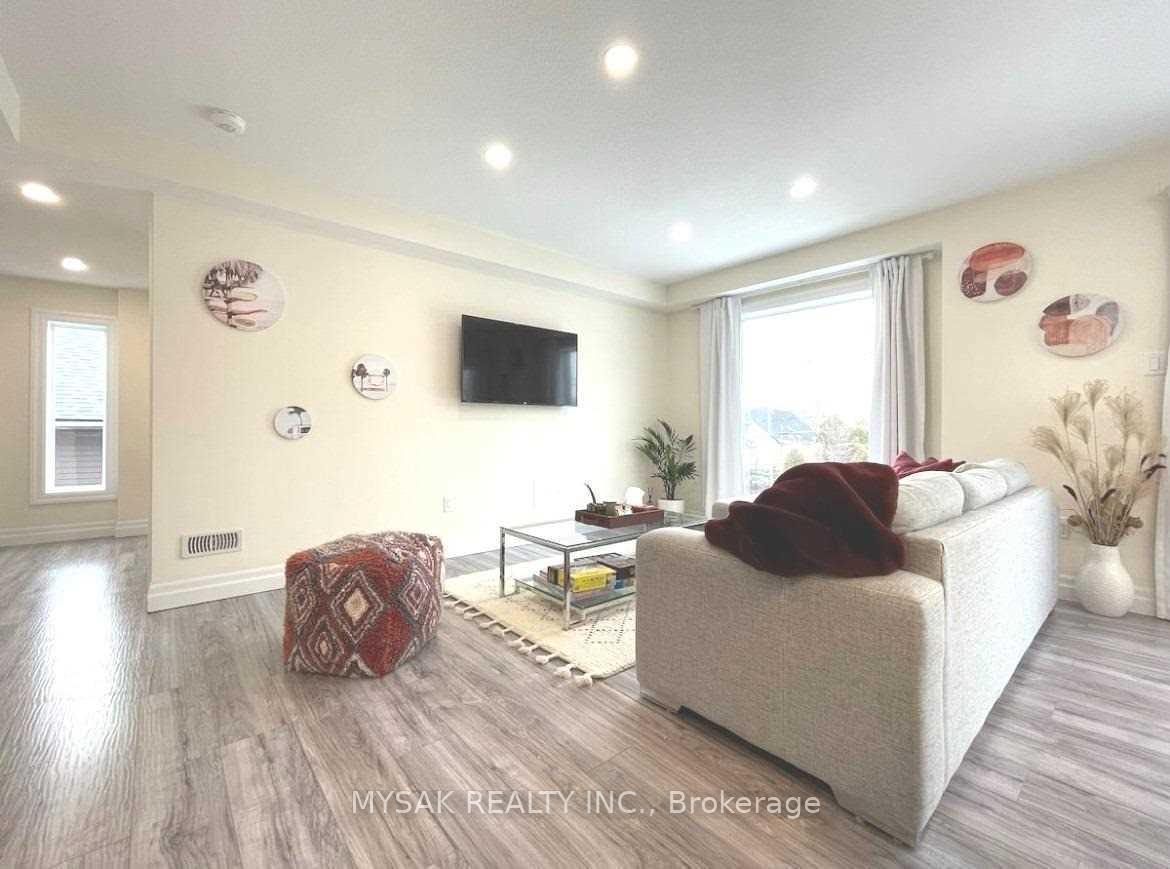 Photo 3 of Unit 3, 293 Blucher Boulevard, Kitchener — HOMEH