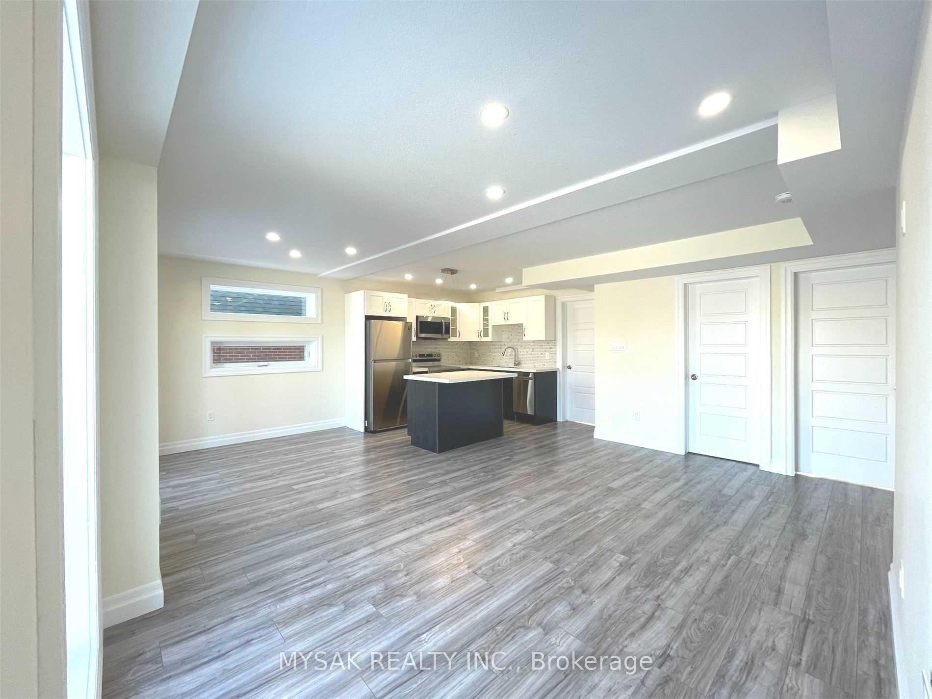 Photo 6 of Unit 3, 293 Blucher Boulevard, Kitchener — HOMEH
