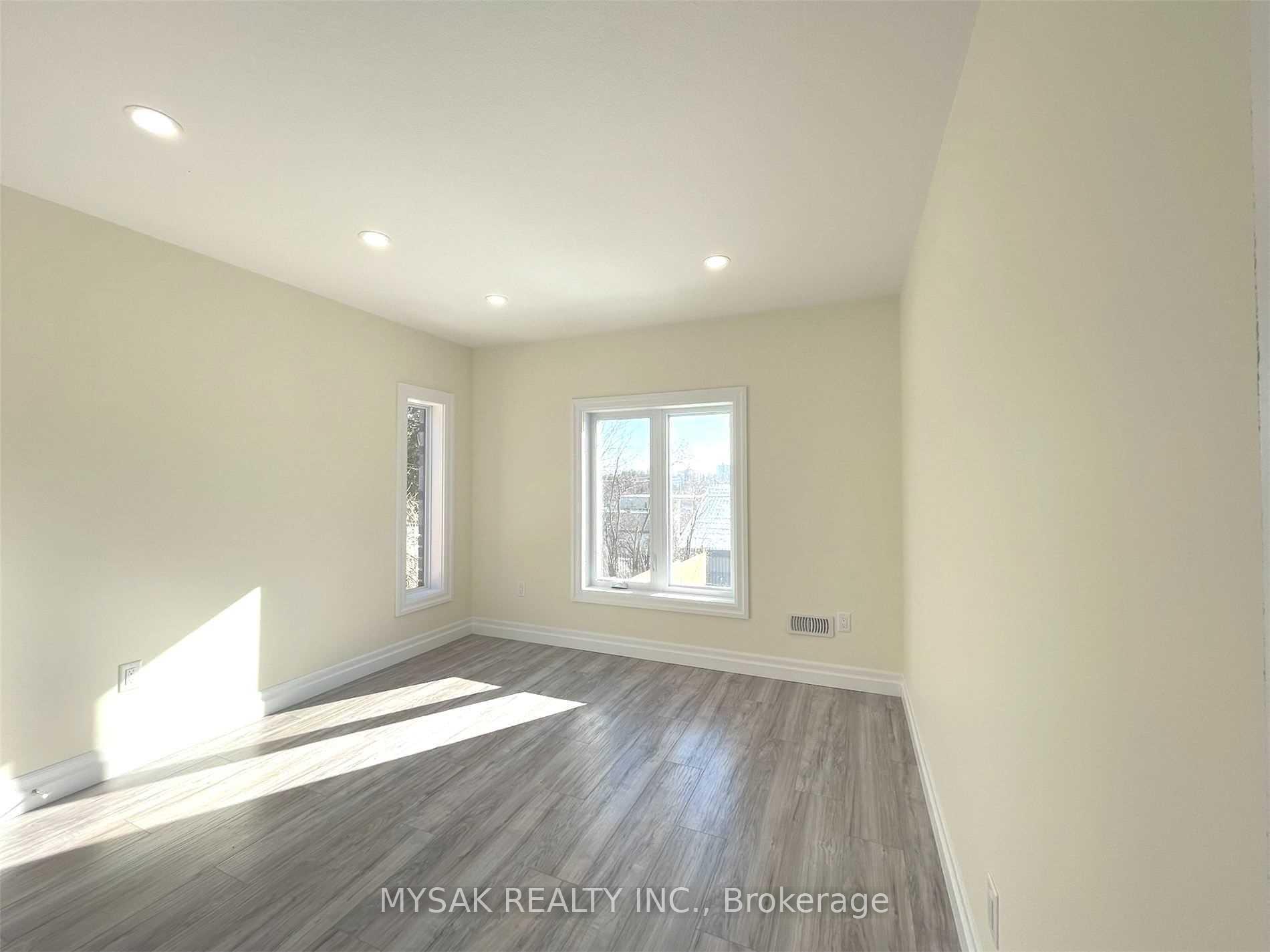 Photo 13 of Unit 3, 293 Blucher Boulevard, Kitchener — HOMEH