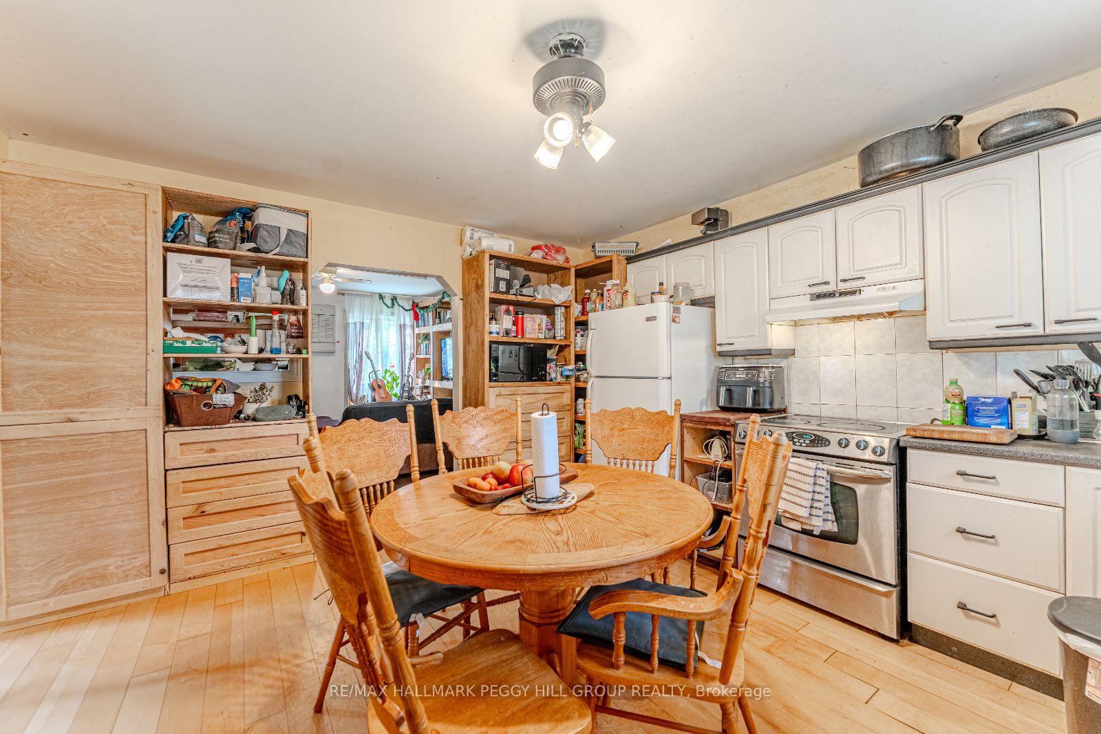 Photo 3 of 2203 Margs Lane, Innisfil, Alcona — HOMEH