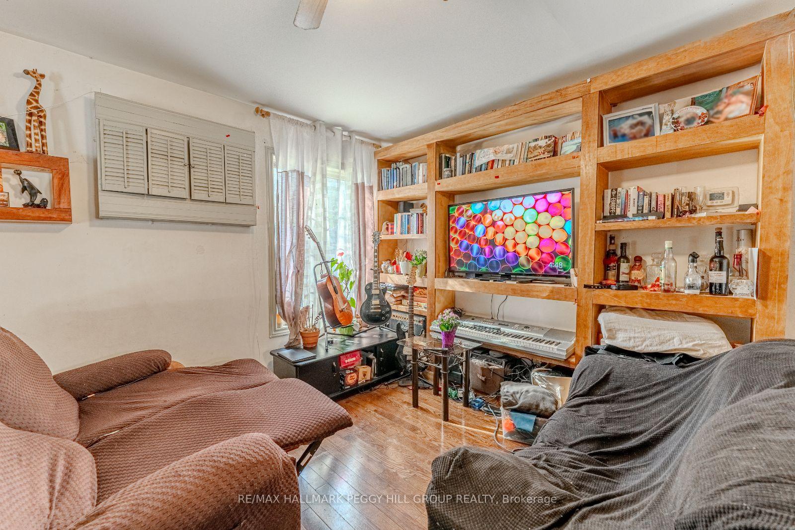 Photo 4 of 2203 Margs Lane, Innisfil, Alcona — HOMEH