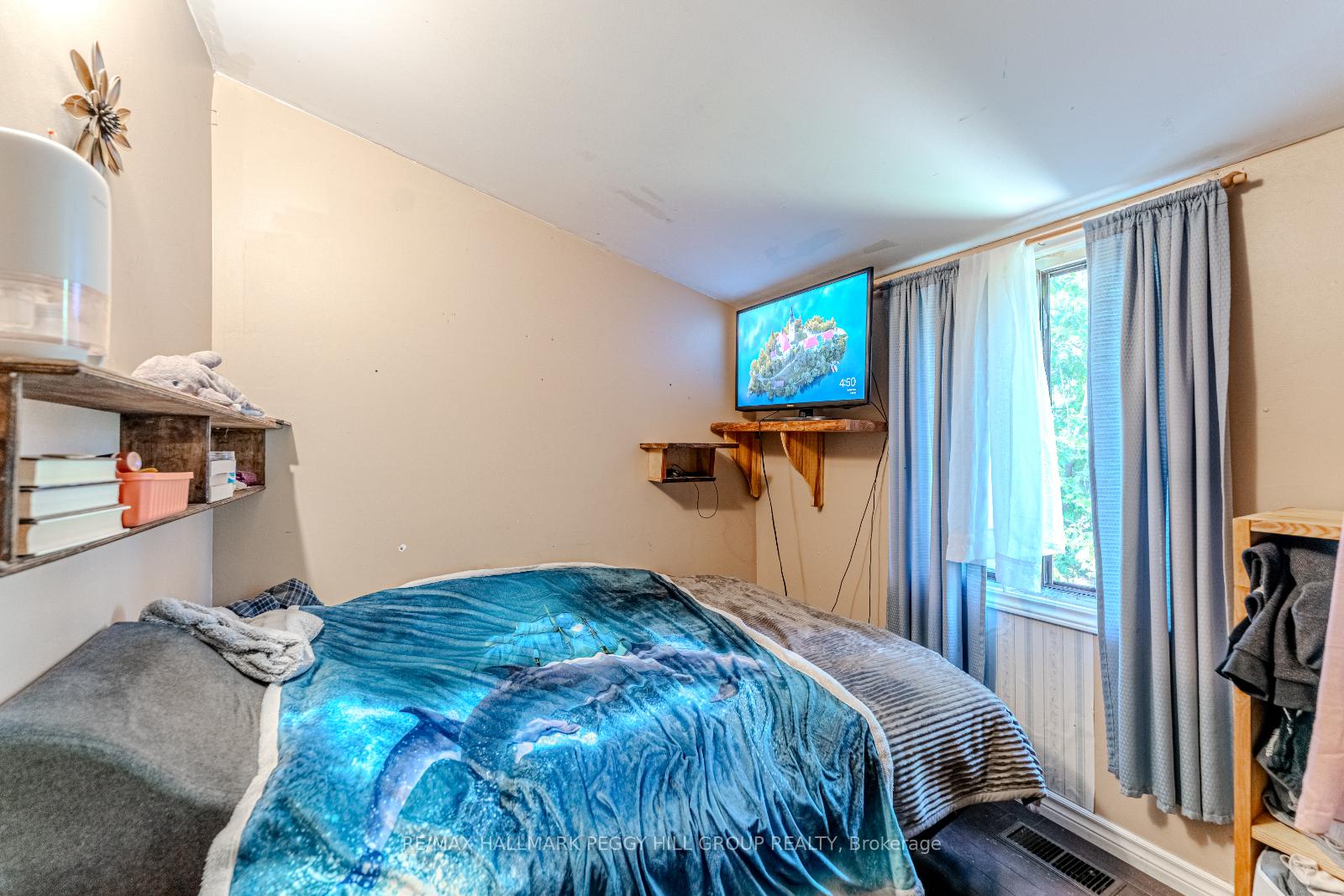 Photo 5 of 2203 Margs Lane, Innisfil, Alcona — HOMEH