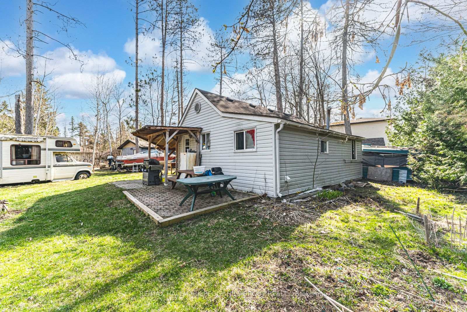 Photo 7 of 2203 Margs Lane, Innisfil, Alcona — HOMEH