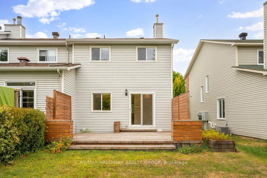 Photo 4 of 23 Kalbrook Street, Ottawa, Kanata - Kanata Lakes/Heritage Hills — HOMEH