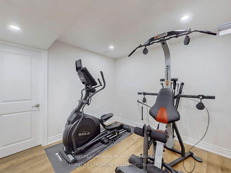 Photo 36 of 40 Belgrave Square, Markham, Berczy — HOMEH