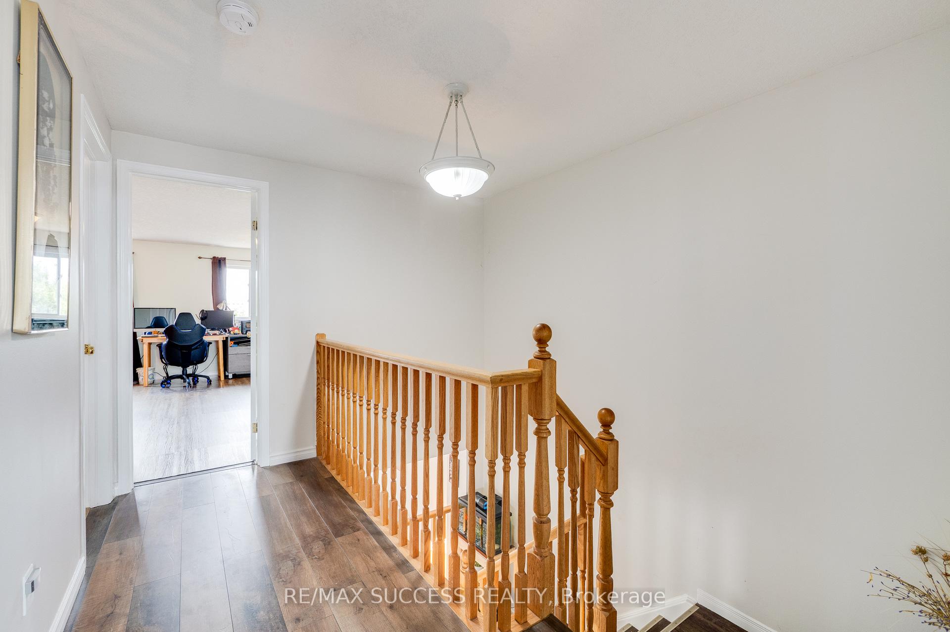 Photo 19 of 682 Activa Avenue, Kitchener — HOMEH