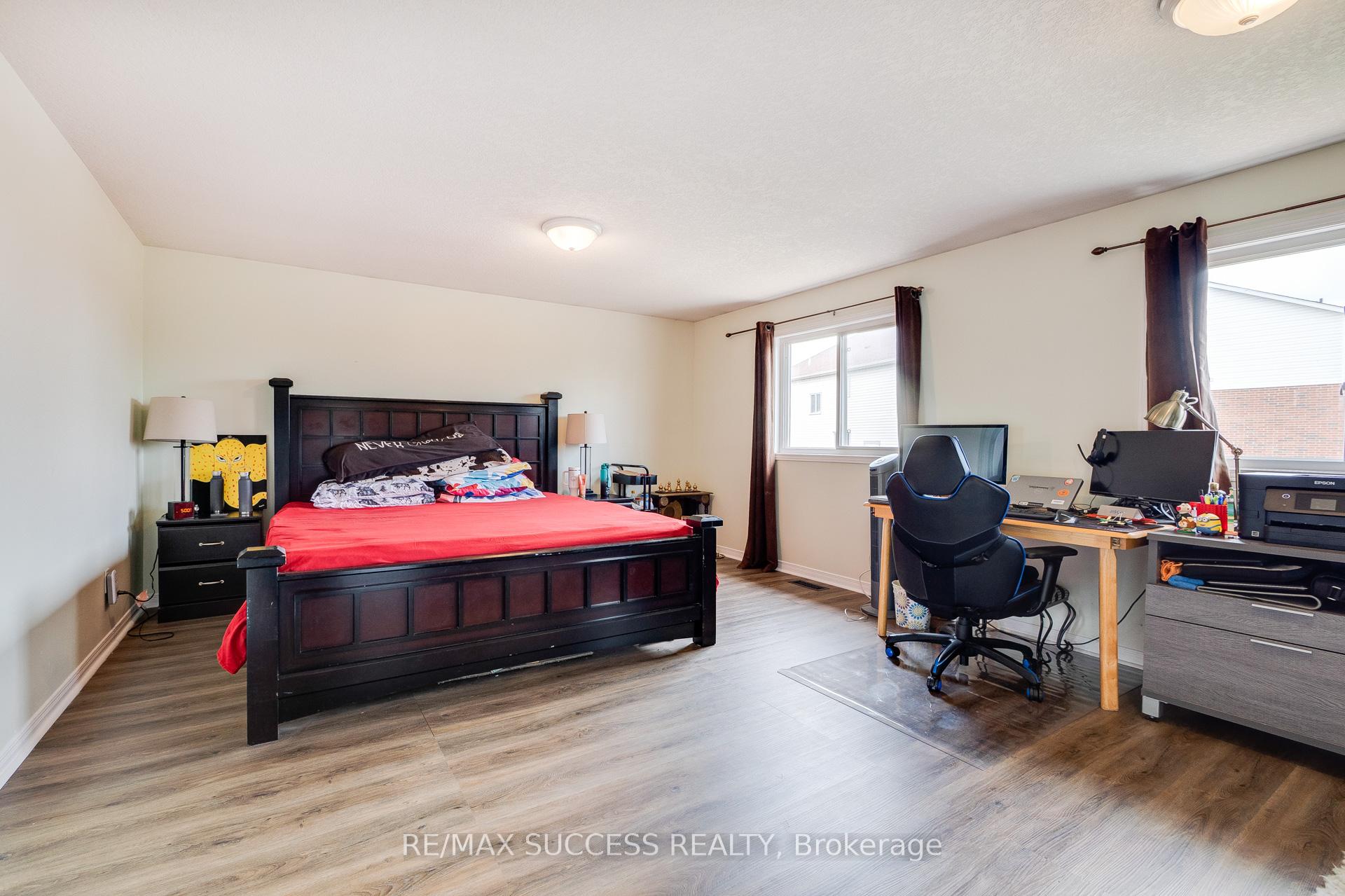 Photo 20 of 682 Activa Avenue, Kitchener — HOMEH