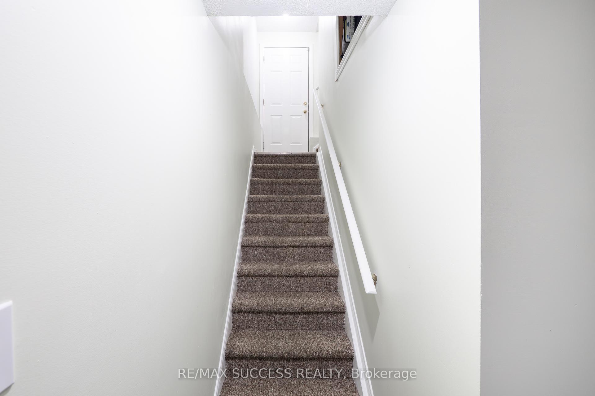 Photo 30 of 682 Activa Avenue, Kitchener — HOMEH