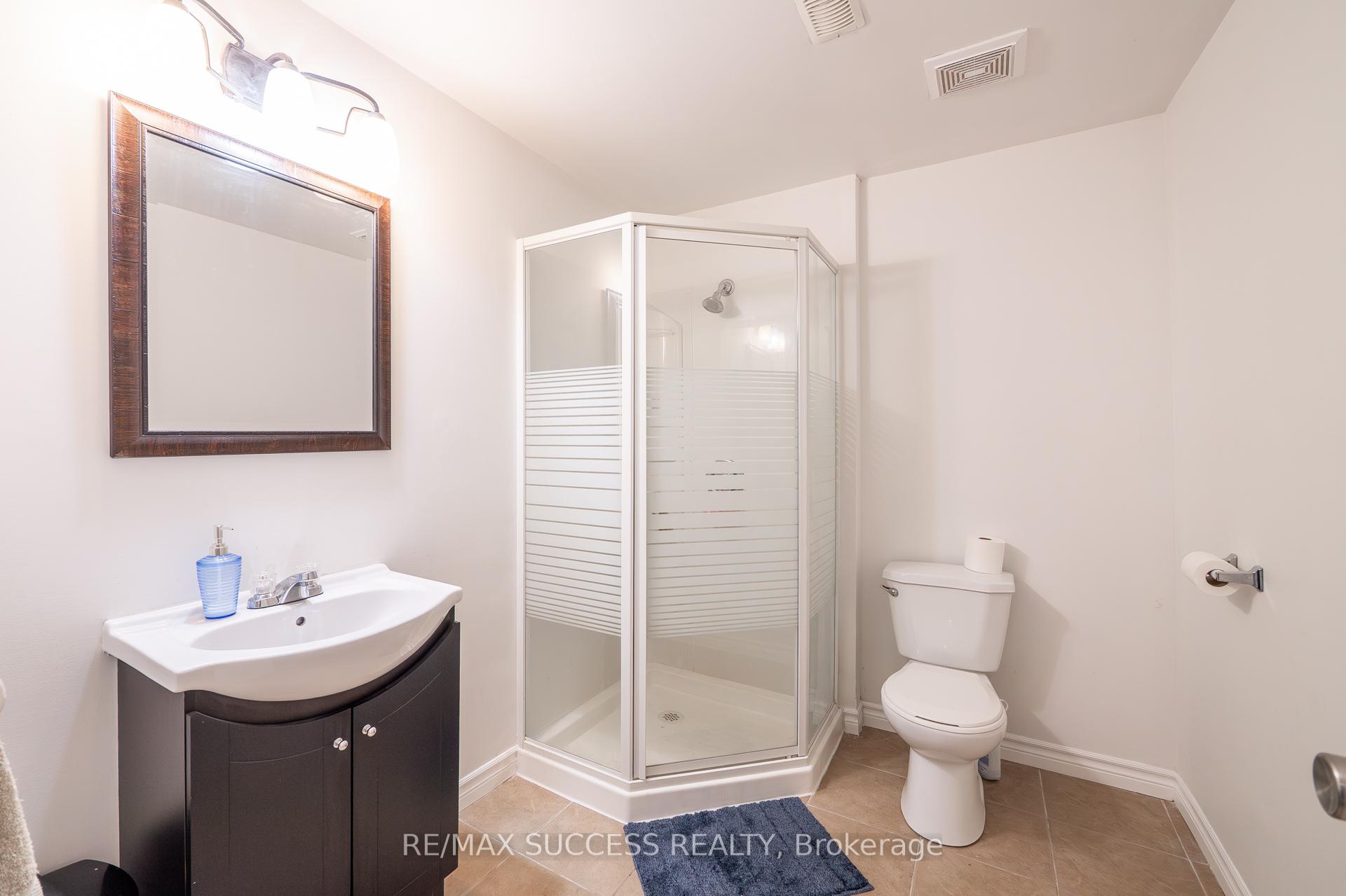Photo 34 of 682 Activa Avenue, Kitchener — HOMEH