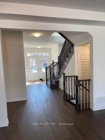 Photo 4 of 39 Saxony Street, Kitchener — HOMEH