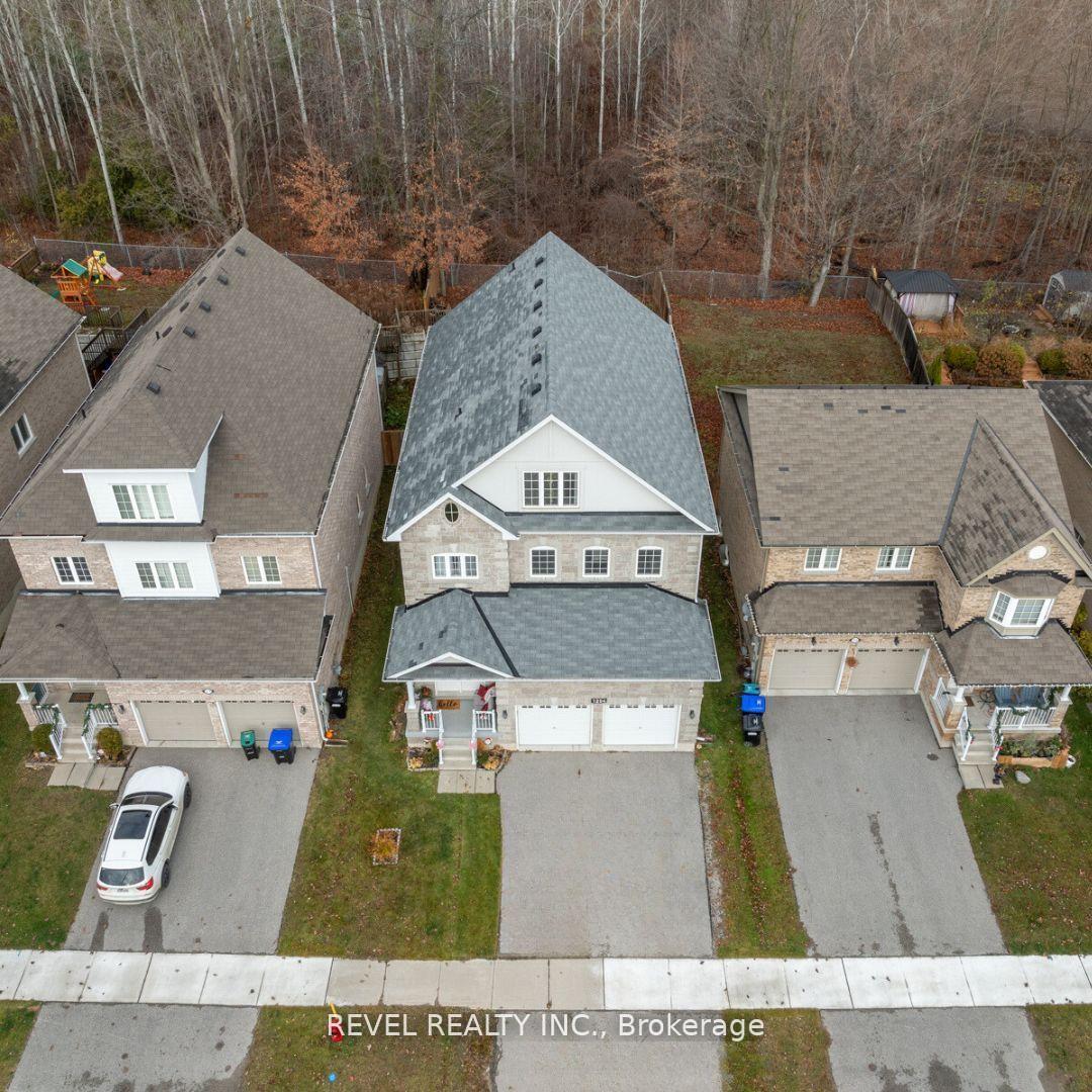 Front of 1254 Leslie Drive