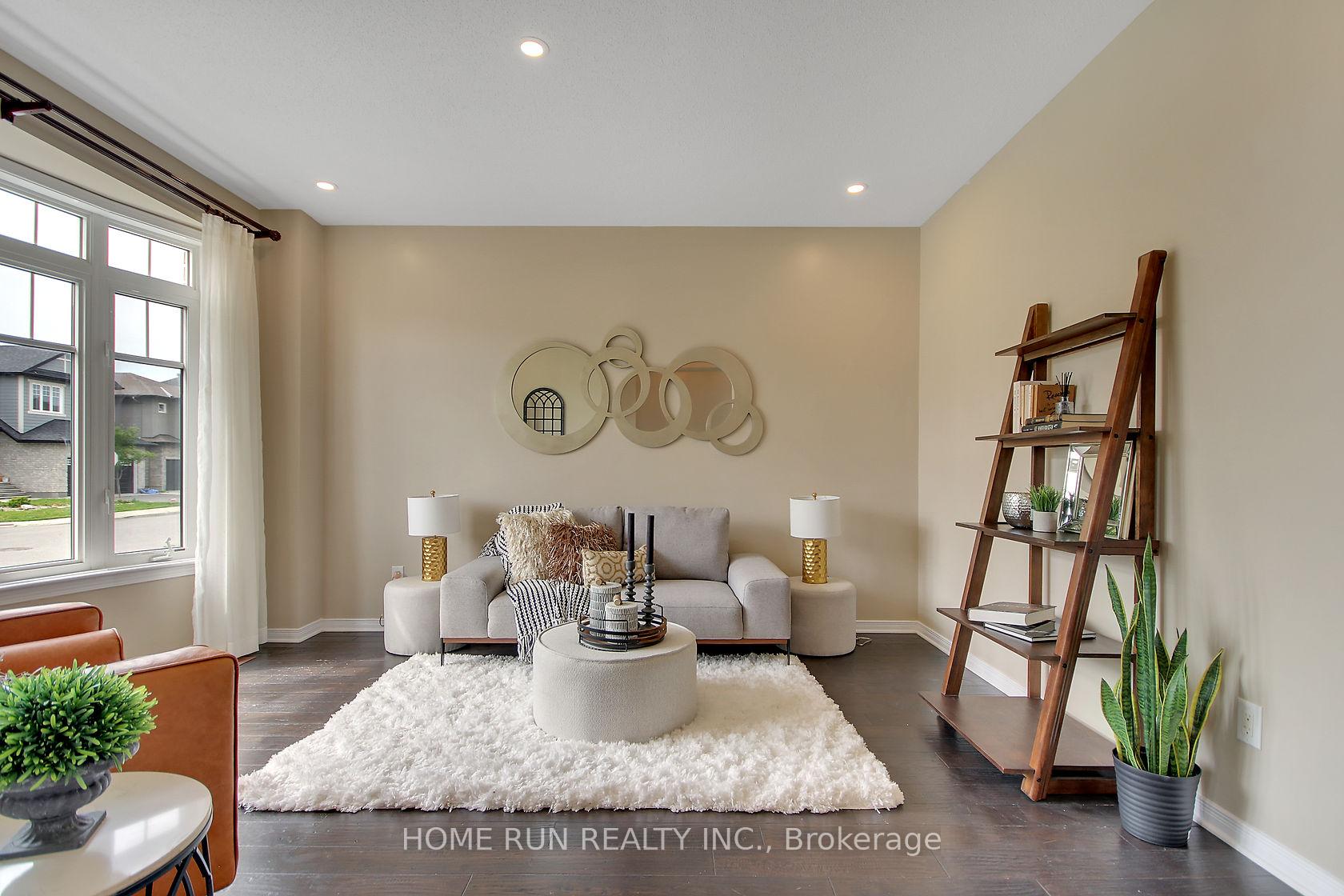 Photo 3 of 106 Danzig Terrace, Ottawa, Kanata - Emerald Meadows/Trailwest — HOMEH