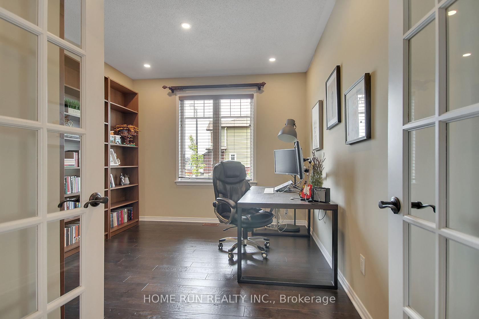 Photo 6 of 106 Danzig Terrace, Ottawa, Kanata - Emerald Meadows/Trailwest — HOMEH