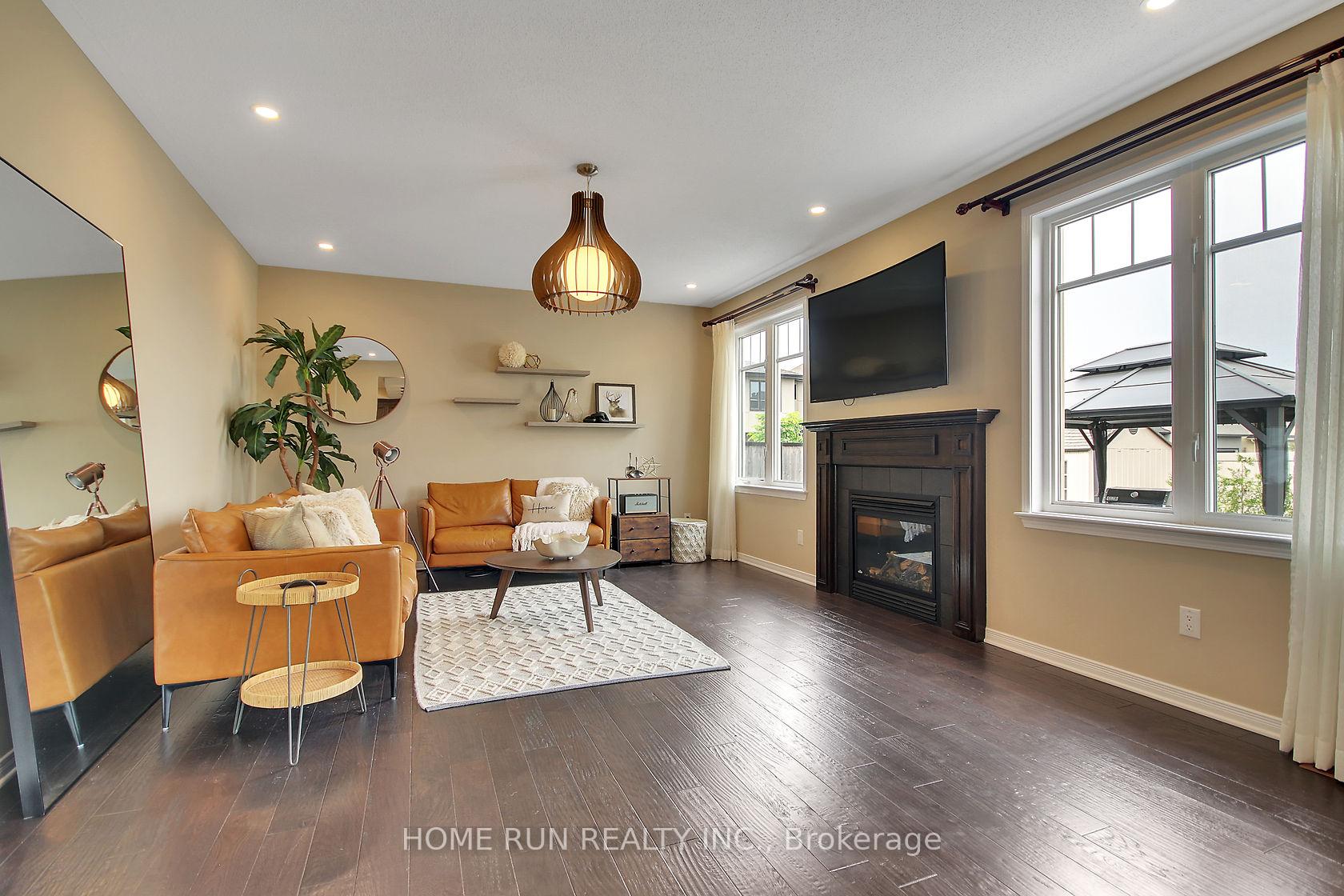 Photo 14 of 106 Danzig Terrace, Ottawa, Kanata - Emerald Meadows/Trailwest — HOMEH