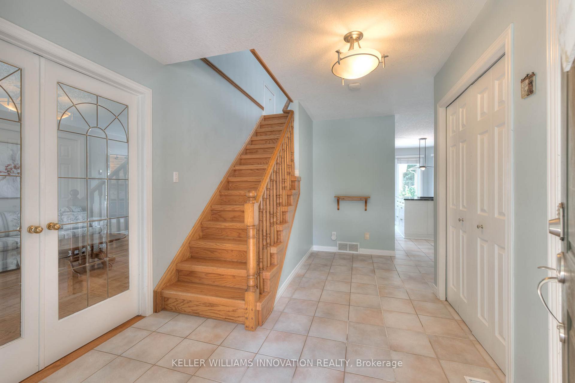 Photo 5 of 23 Tami Court, Kitchener — HOMEH