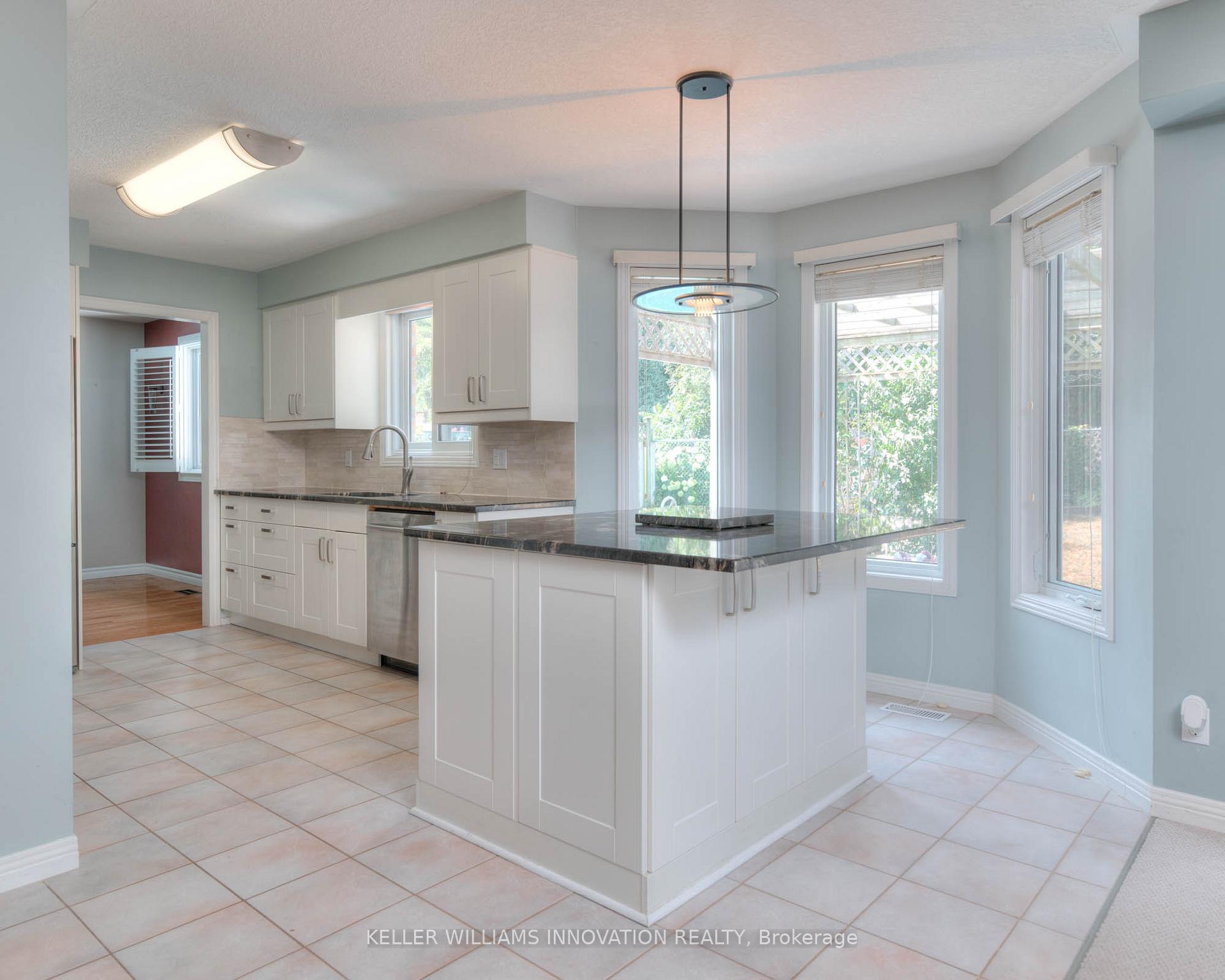 Photo 6 of 23 Tami Court, Kitchener — HOMEH