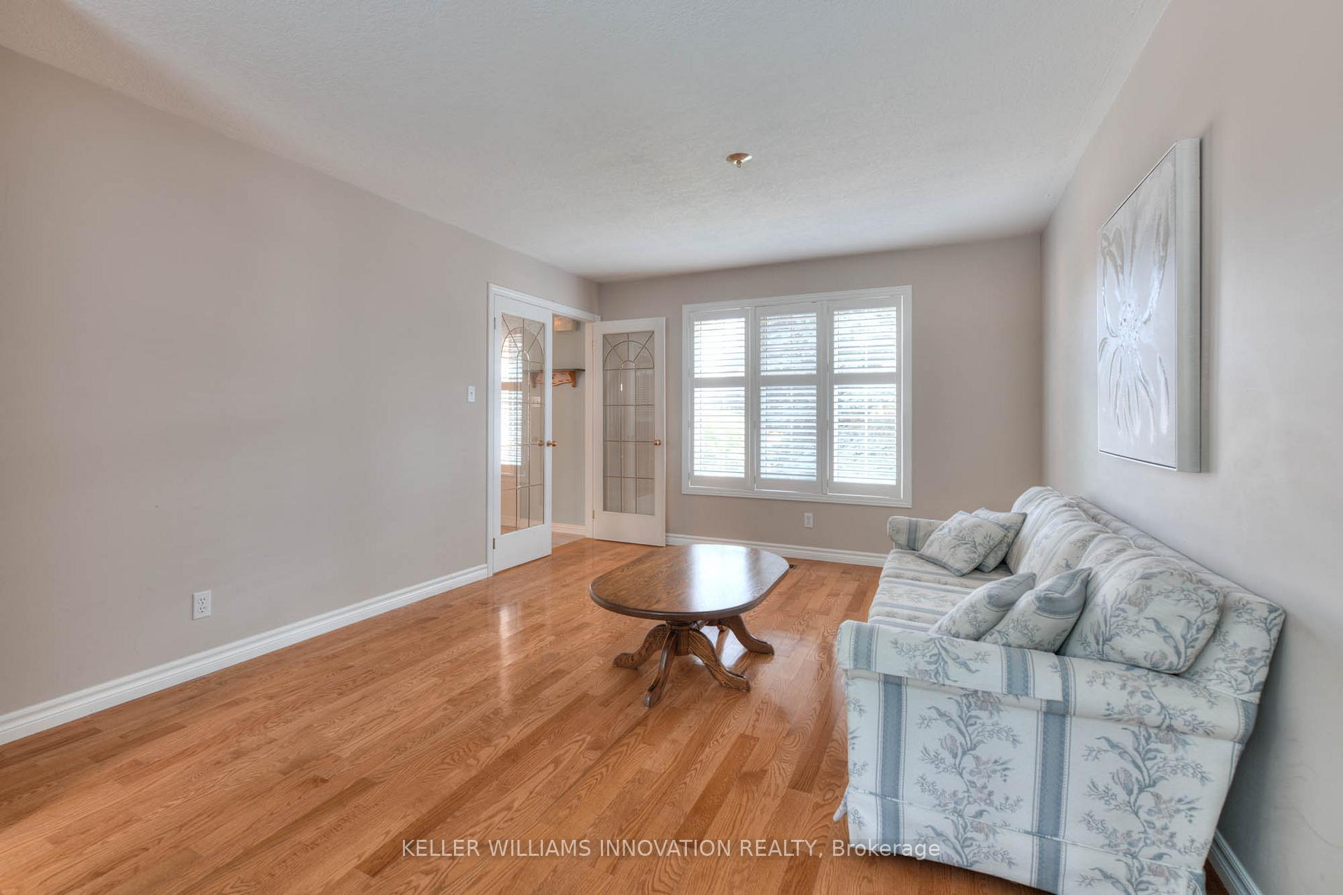 Photo 11 of 23 Tami Court, Kitchener — HOMEH