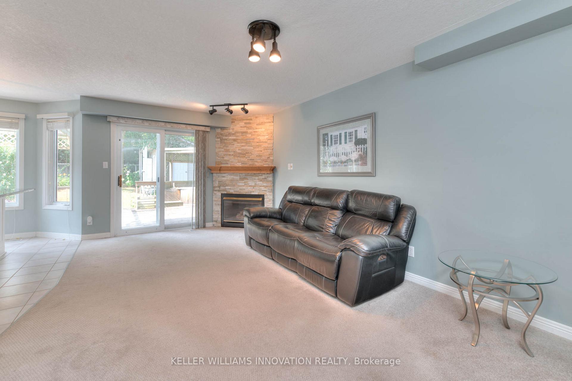 Photo 14 of 23 Tami Court, Kitchener — HOMEH