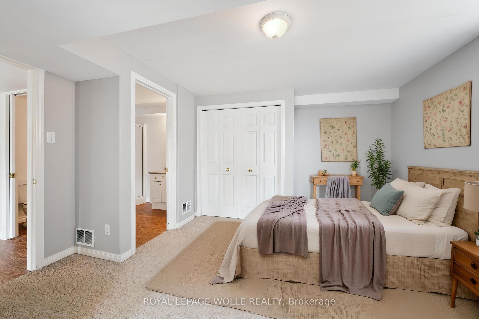 Photo 3 of 127 Chandos Drive, Kitchener — HOMEH