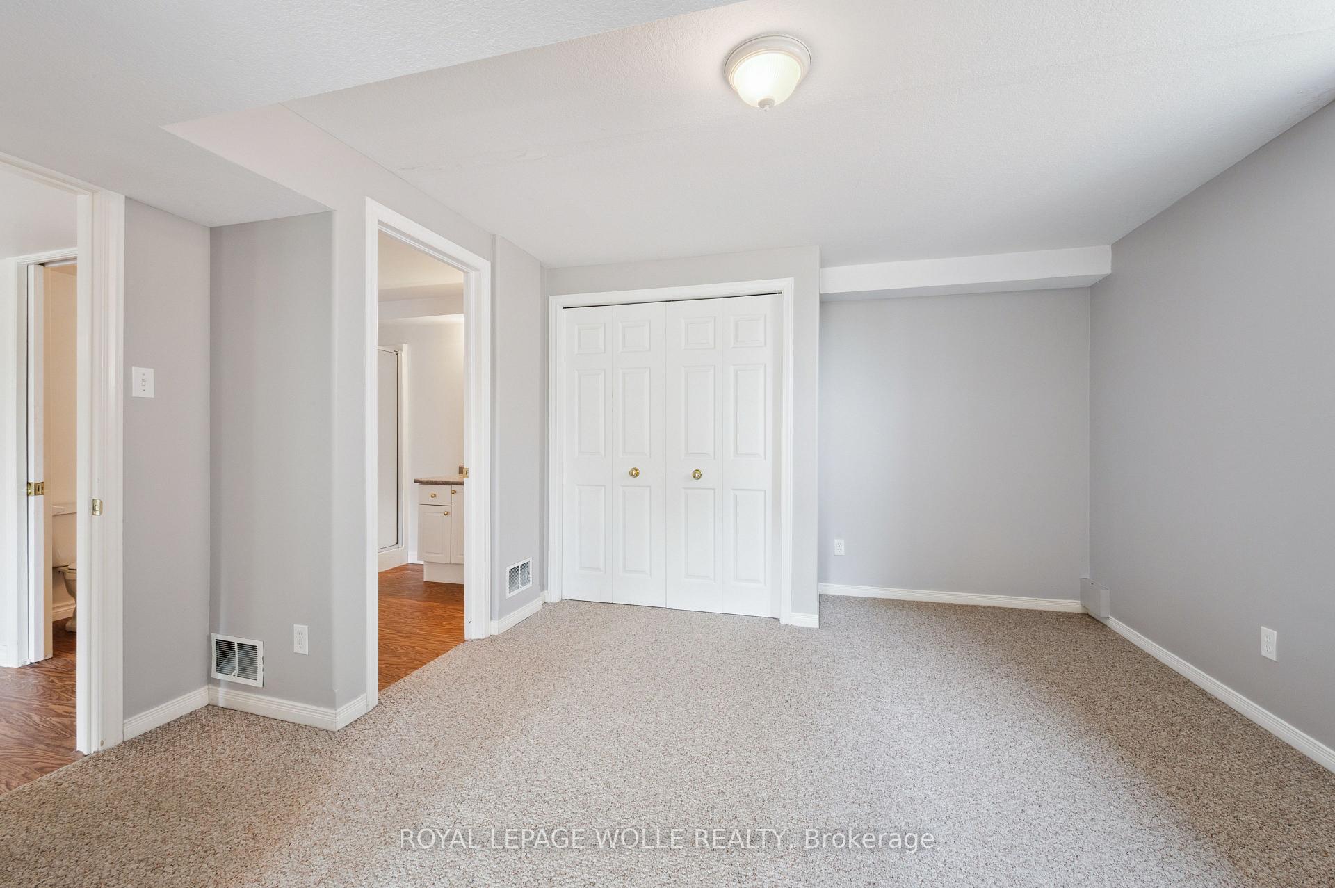 Photo 4 of 127 Chandos Drive, Kitchener — HOMEH
