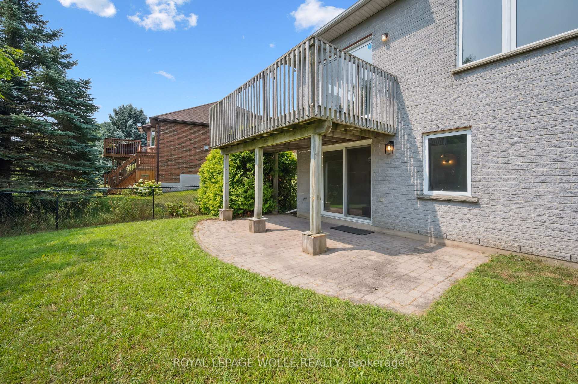 Photo 8 of 127 Chandos Drive, Kitchener — HOMEH