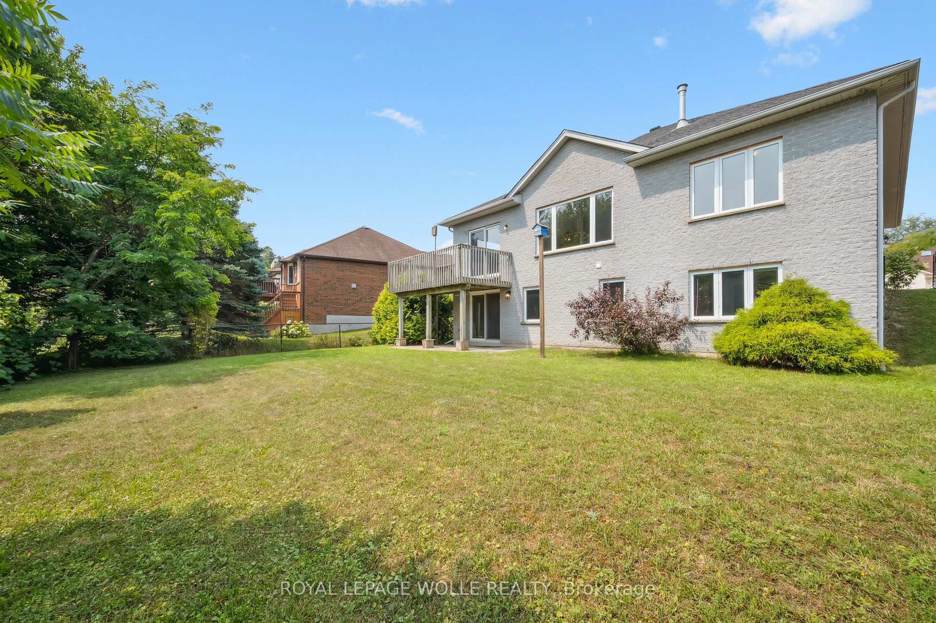 Photo 10 of 127 Chandos Drive, Kitchener — HOMEH