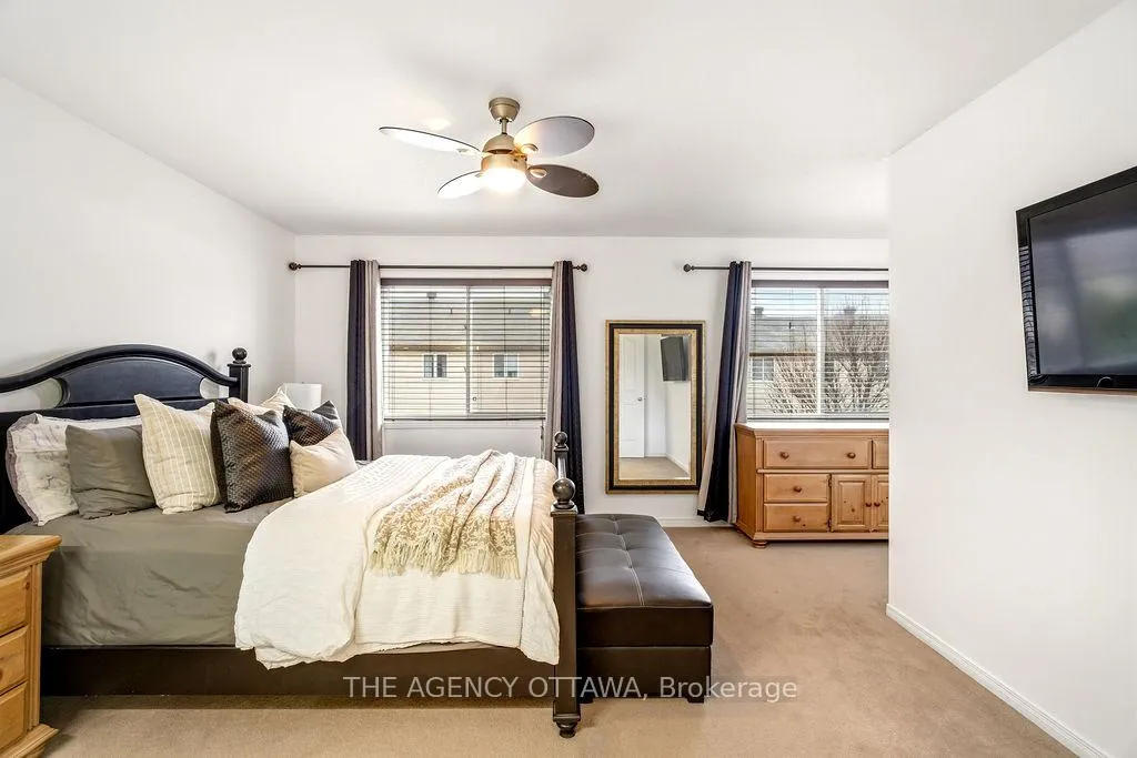 Photo 19 of 555 Aberfoyle Circle, Ottawa, Kanata - Morgan's Grant/South March — HOMEH