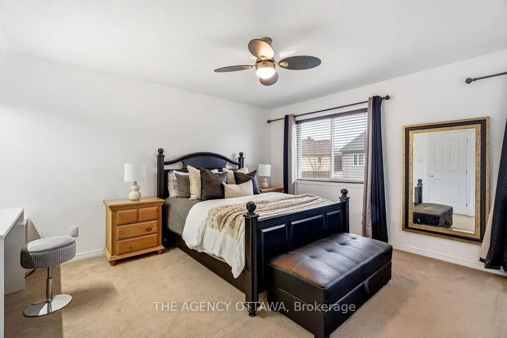 Photo 20 of 555 Aberfoyle Circle, Ottawa, Kanata - Morgan's Grant/South March — HOMEH
