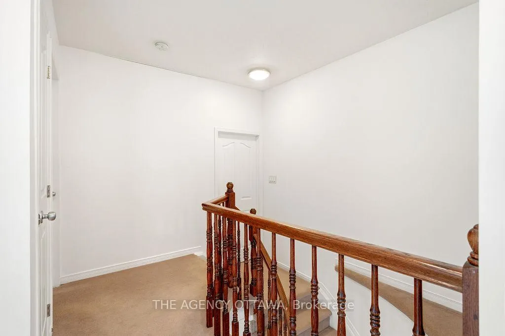 Photo 27 of 555 Aberfoyle Circle, Ottawa, Kanata - Morgan's Grant/South March — HOMEH