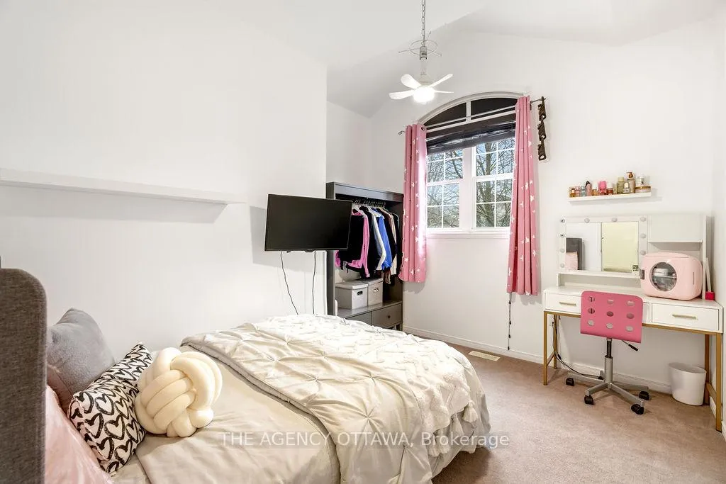 Photo 29 of 555 Aberfoyle Circle, Ottawa, Kanata - Morgan's Grant/South March — HOMEH