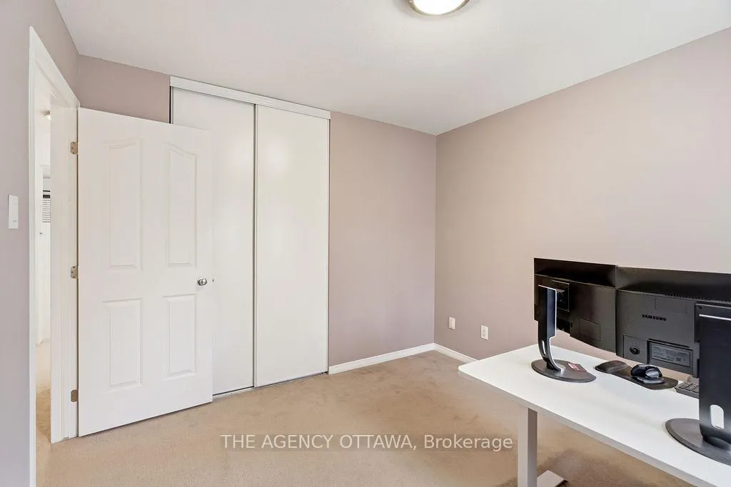 Photo 32 of 555 Aberfoyle Circle, Ottawa, Kanata - Morgan's Grant/South March — HOMEH