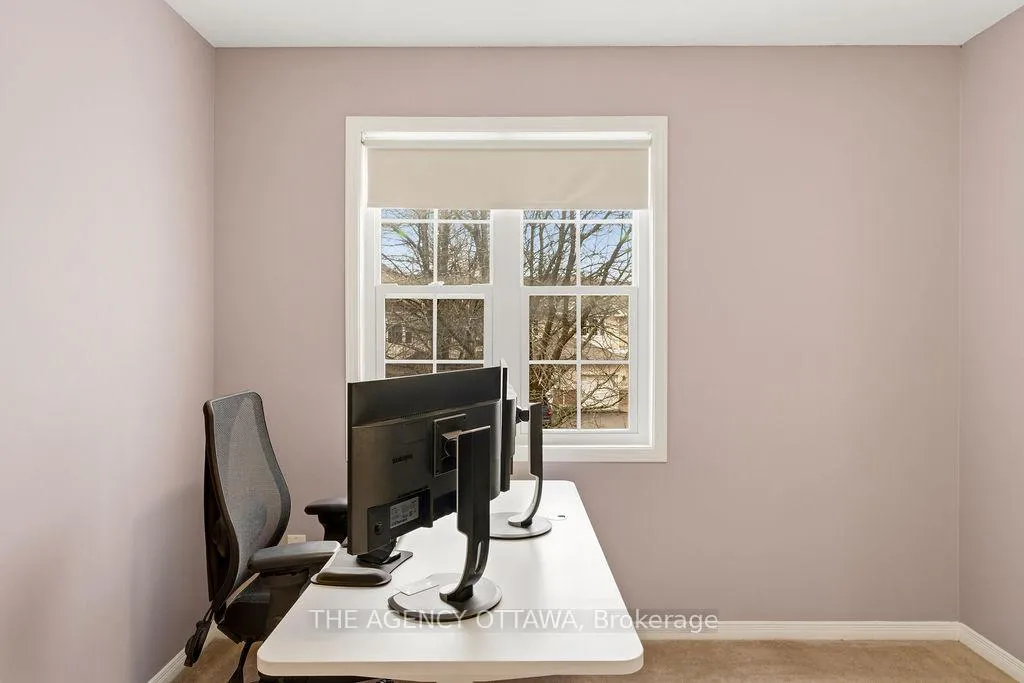Photo 33 of 555 Aberfoyle Circle, Ottawa, Kanata - Morgan's Grant/South March — HOMEH