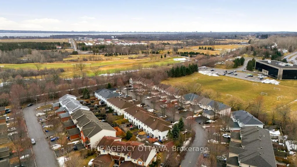 Photo 42 of 555 Aberfoyle Circle, Ottawa, Kanata - Morgan's Grant/South March — HOMEH