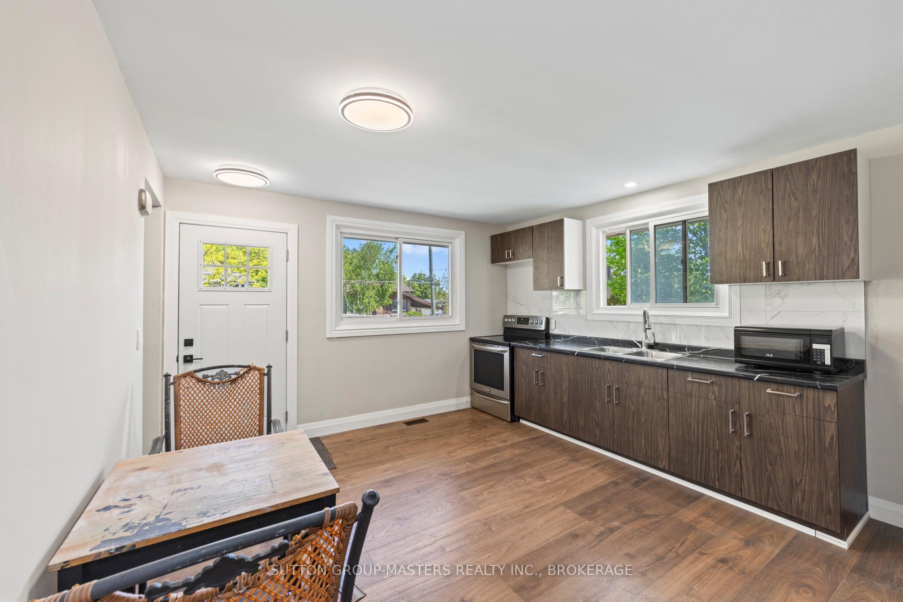 Photo 14 of 20 Guy Street, Kingston, East of Sir John A. Blvd — HOMEH