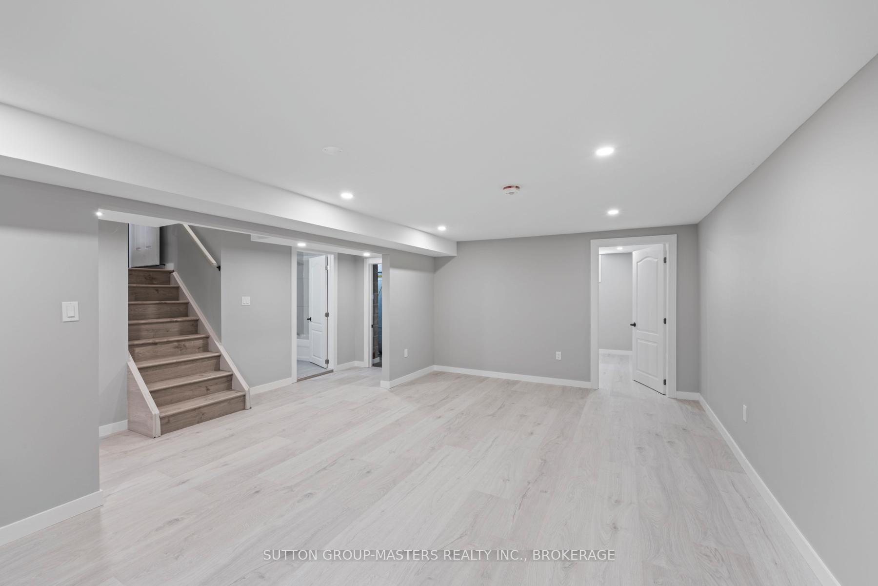 Photo 33 of 20 Guy Street, Kingston, East of Sir John A. Blvd — HOMEH