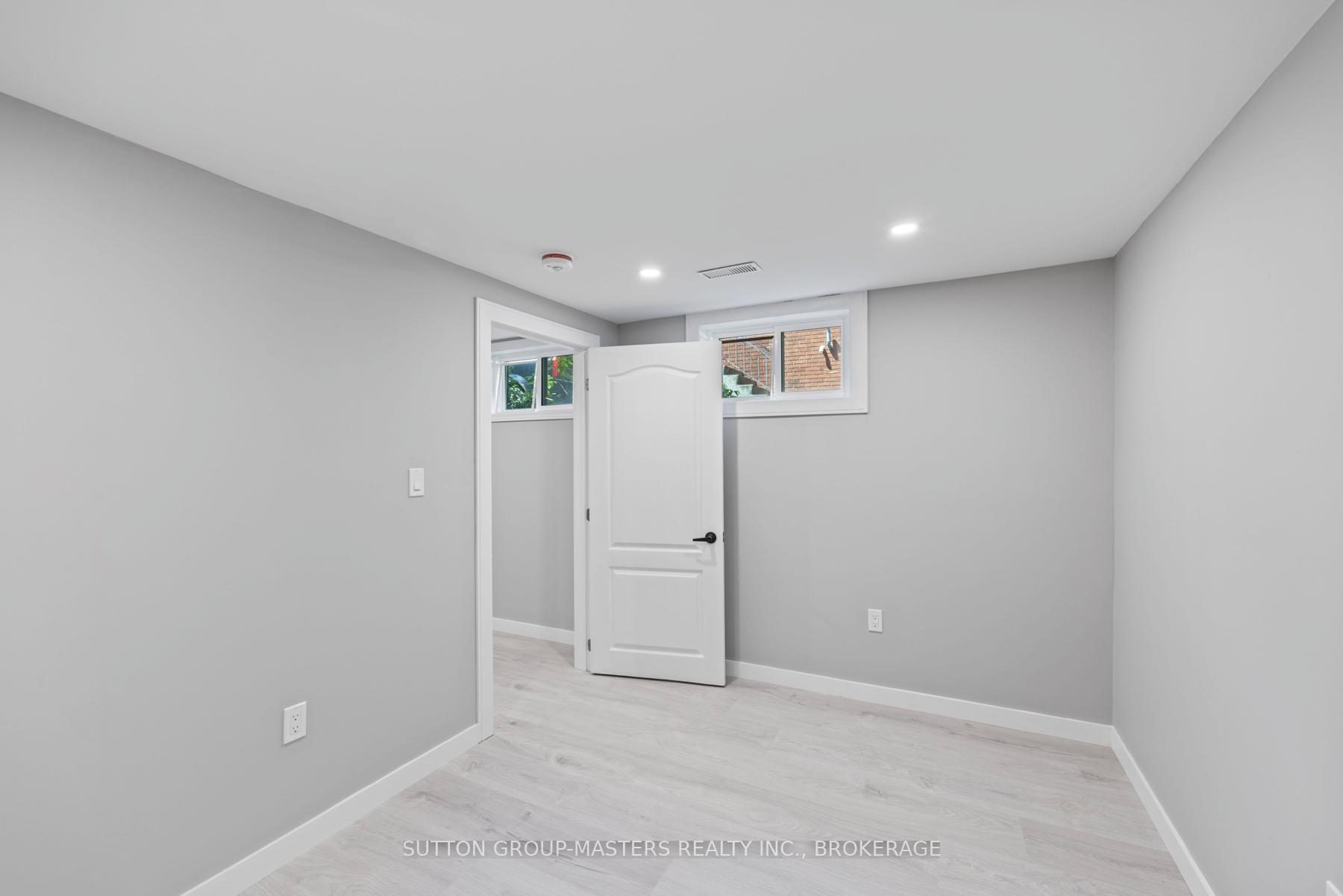 Photo 35 of 20 Guy Street, Kingston, East of Sir John A. Blvd — HOMEH