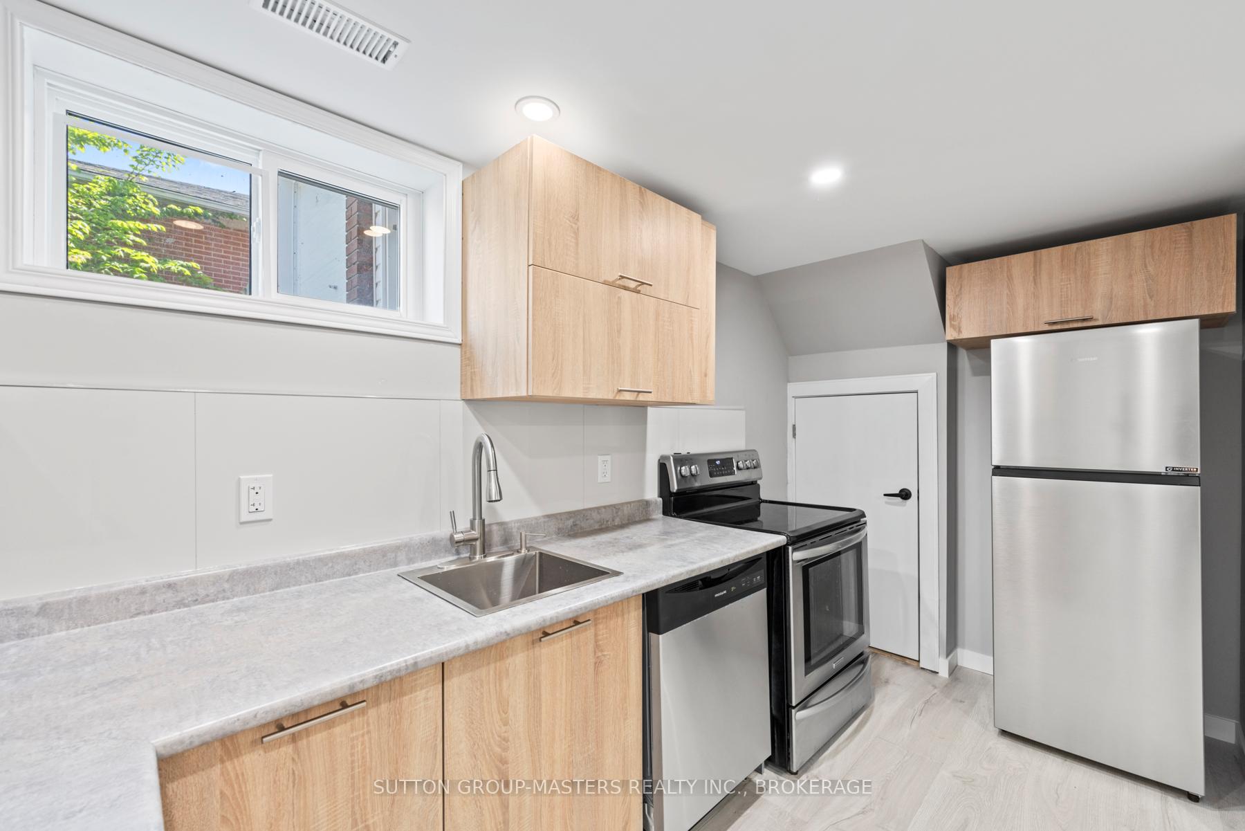 Photo 41 of 20 Guy Street, Kingston, East of Sir John A. Blvd — HOMEH